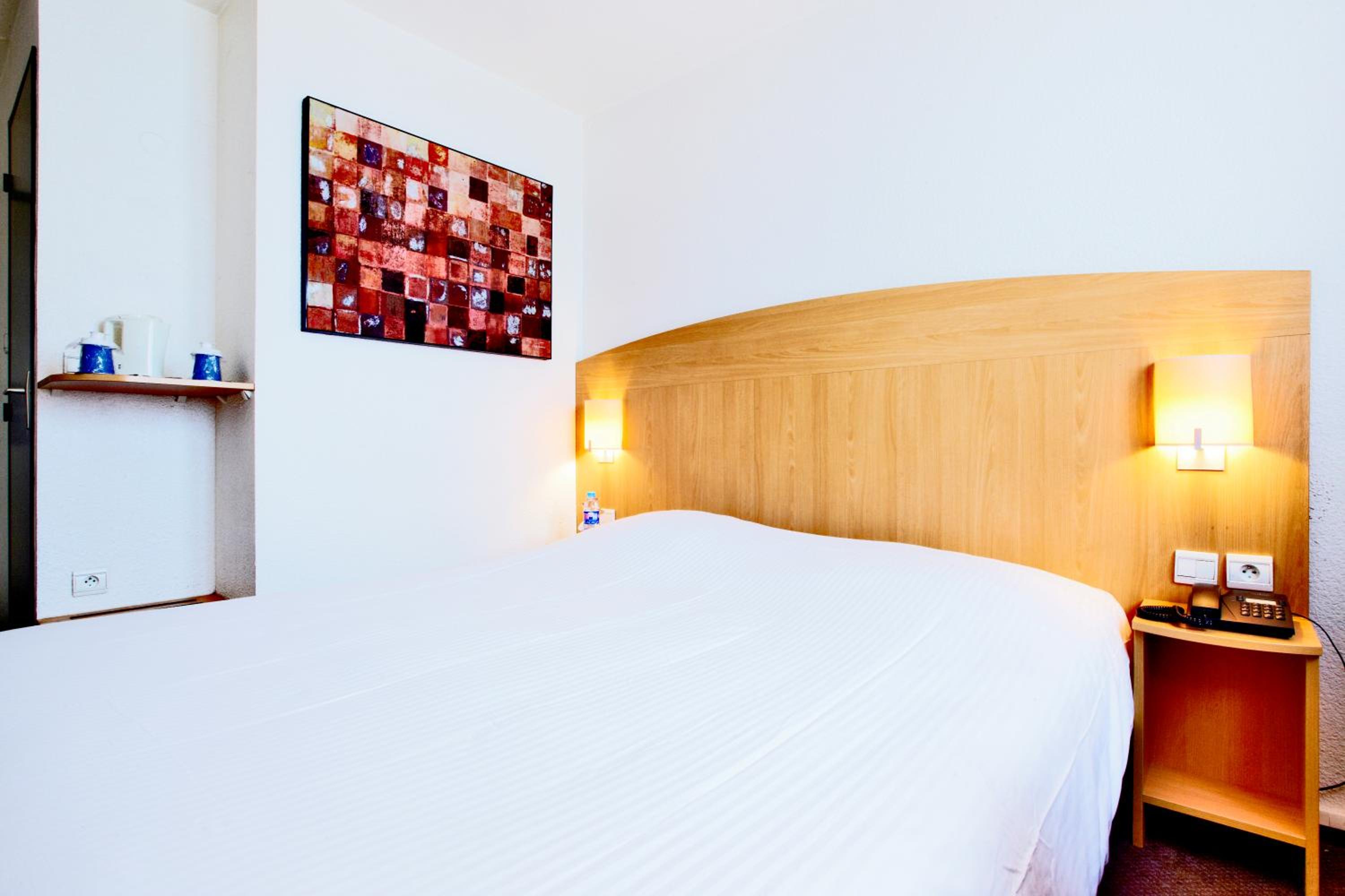 Double Room - Photo 6