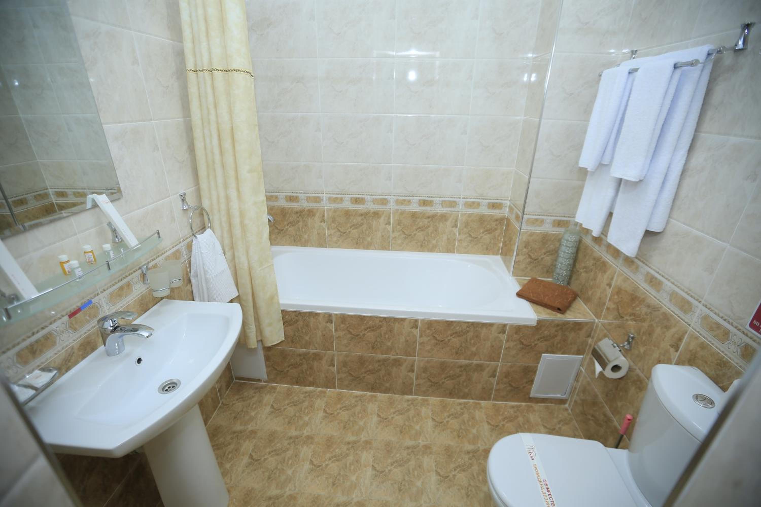 Deluxe Quadruple Room photo 3