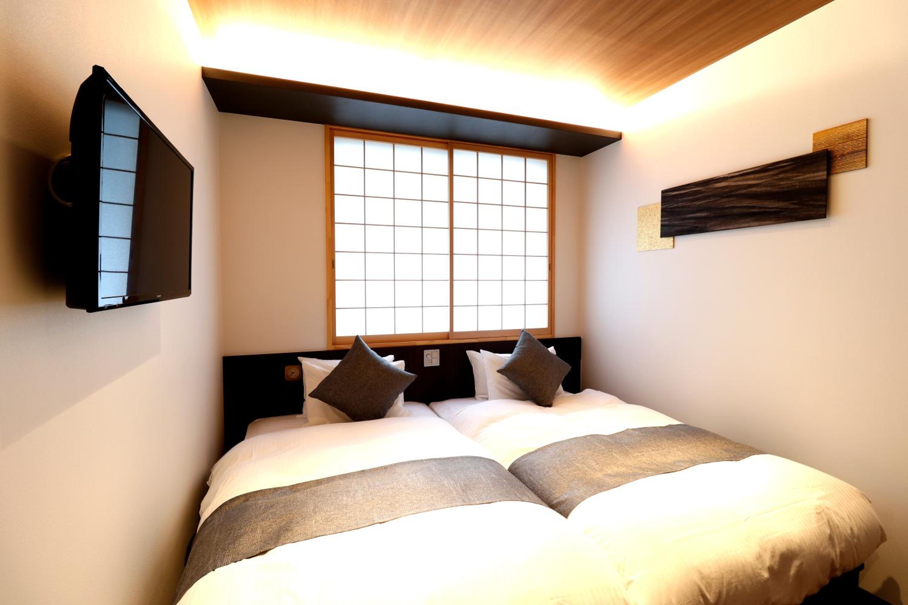 Superior Twin Room - Photo 8