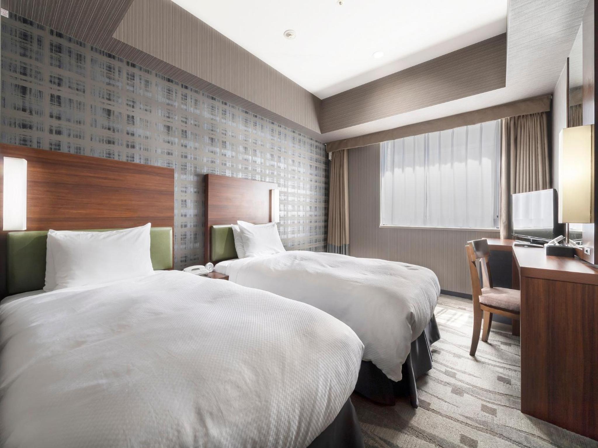 Moderate Twin Room - Non-Smoking - Photo 1