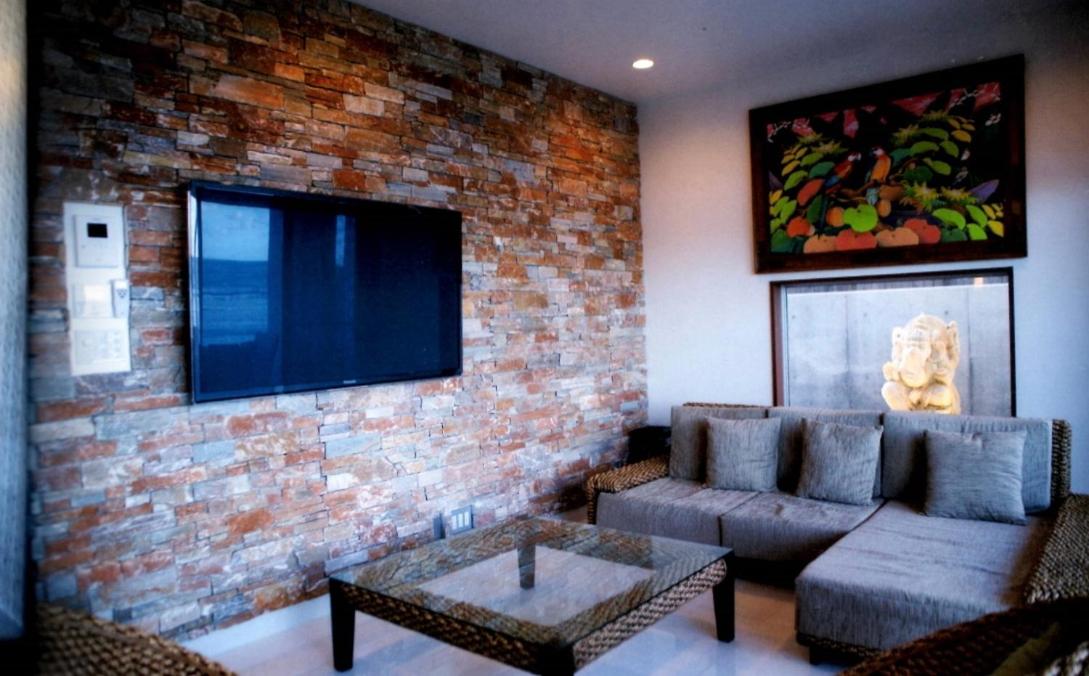 Two-Bedroom Apartment - Photo 31