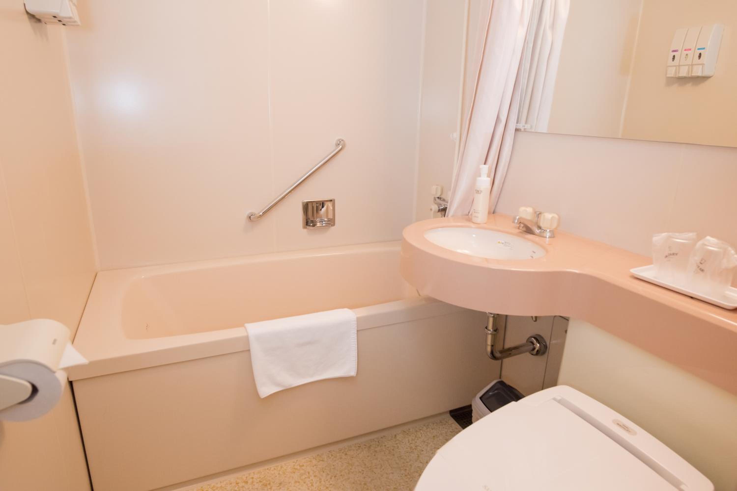 Economy Double Room - Photo 4