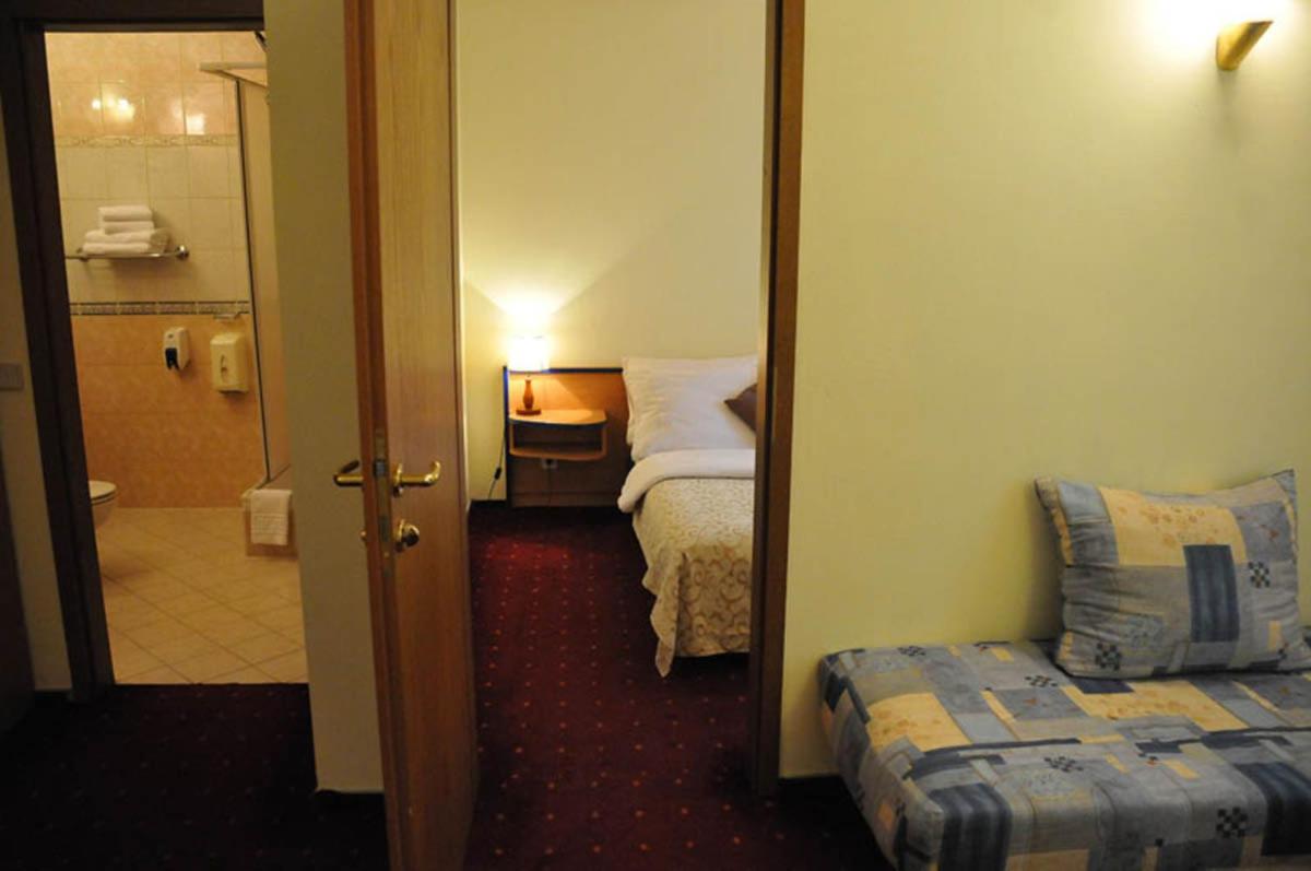 Comfort Quadruple Room - Photo 3