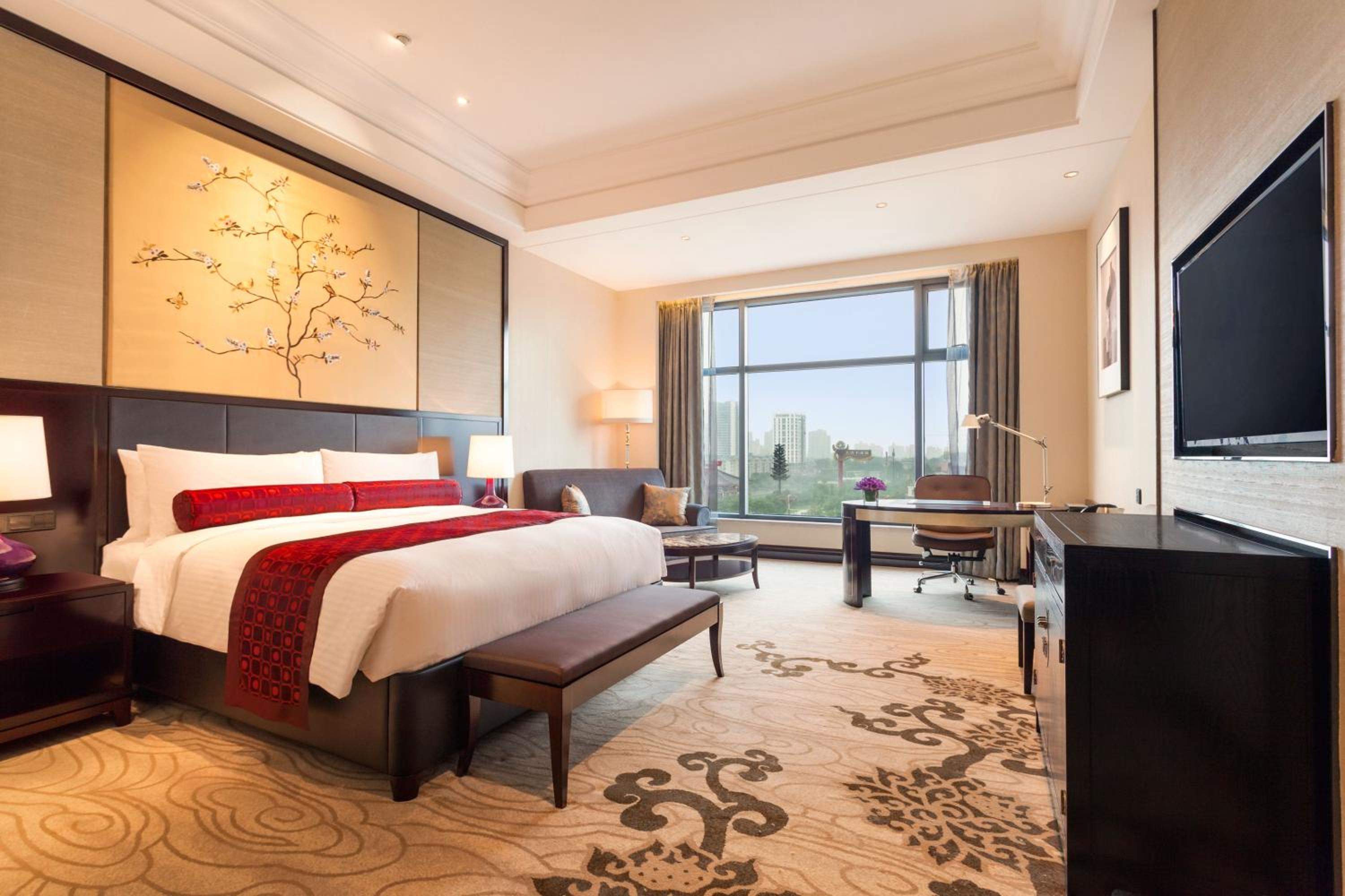Premier King Room