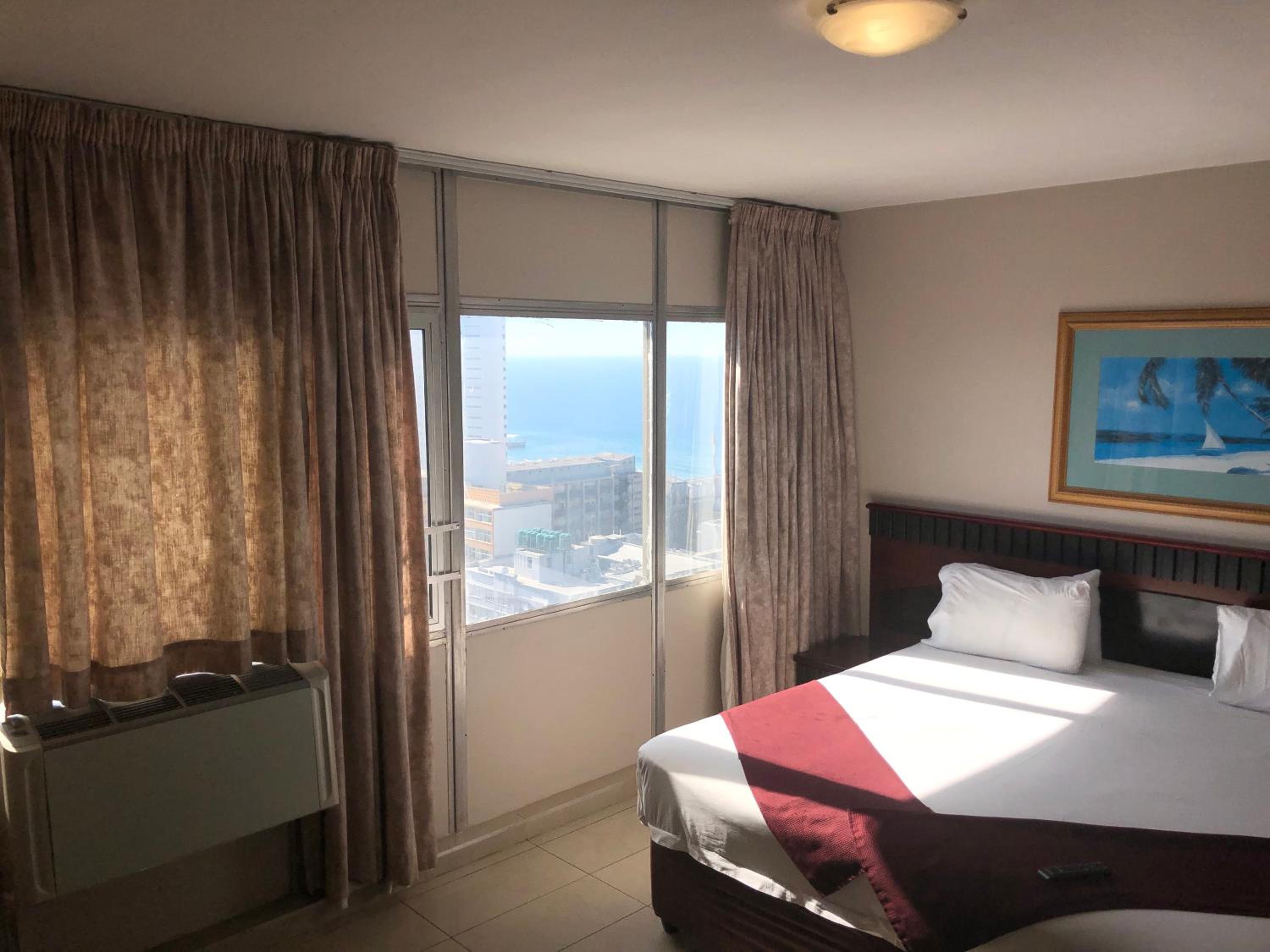 Self-catering Apartment with Sea View