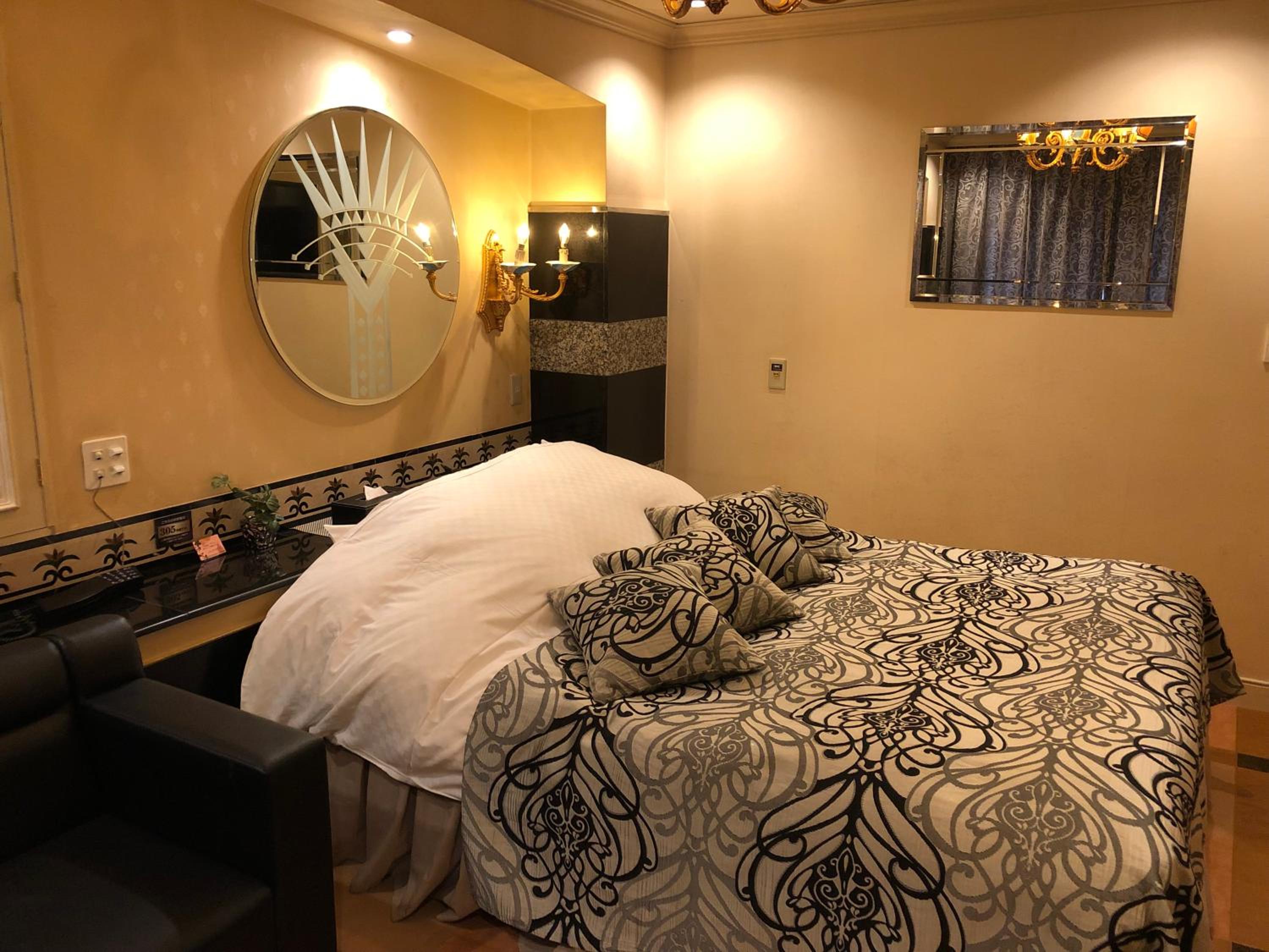 Double Room - Photo 1