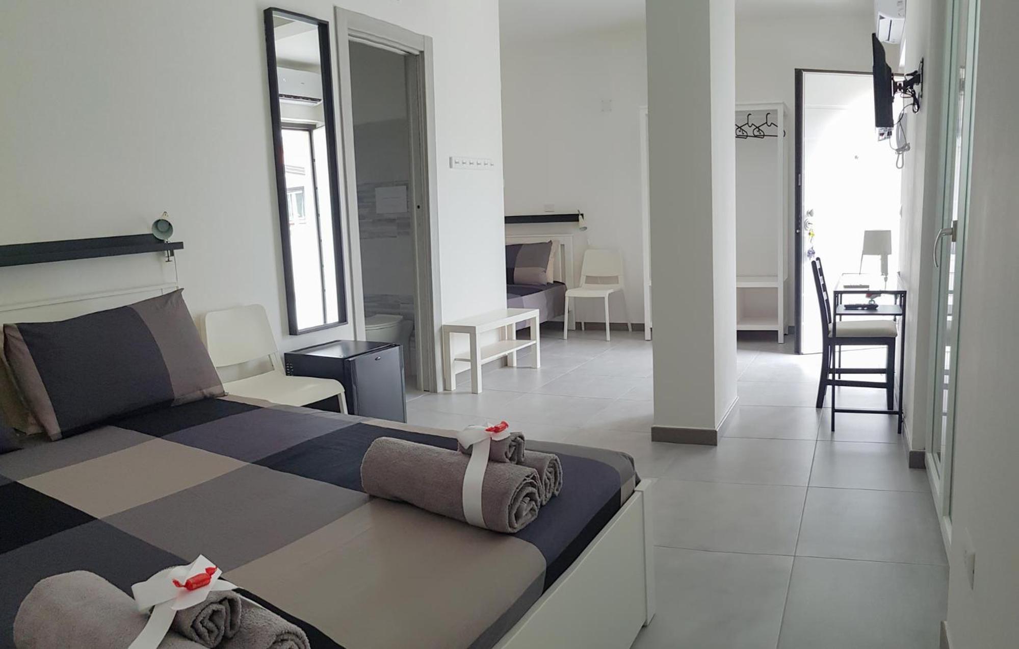 Triple Room - Photo 2