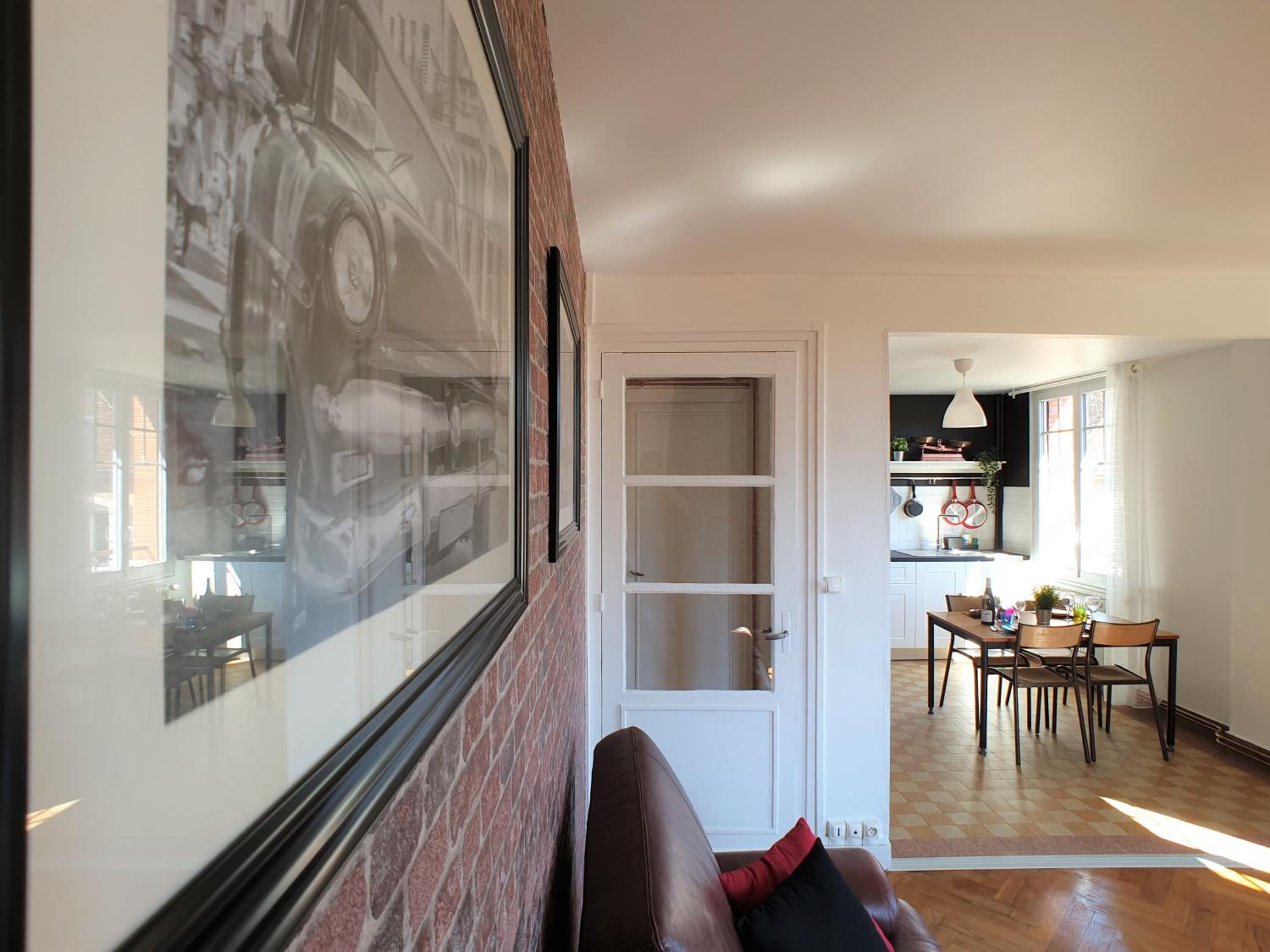 One-Bedroom Apartment - Photo 15