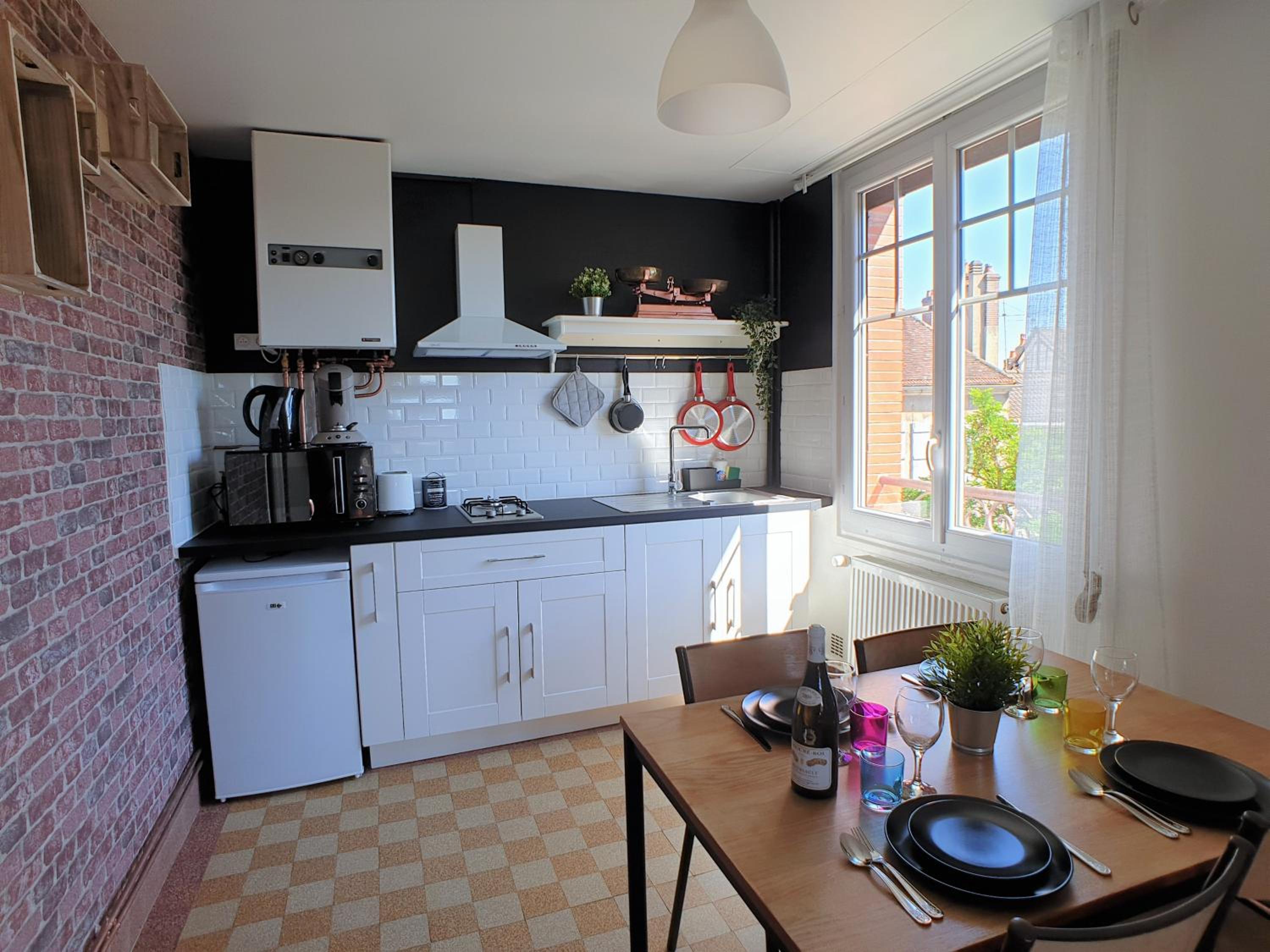 One-Bedroom Apartment - Photo 20