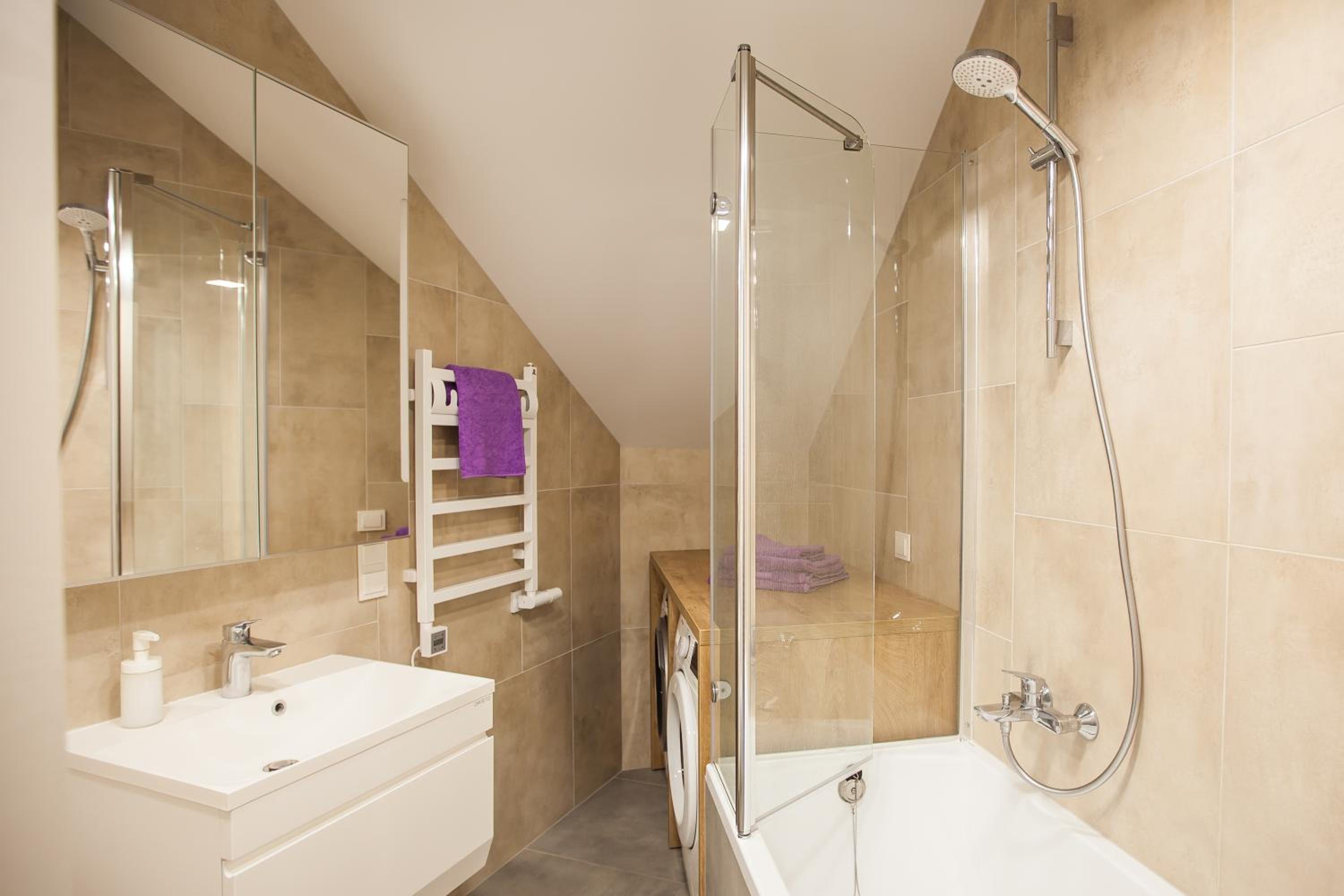 Two-Bedroom Apartment - Photo 8