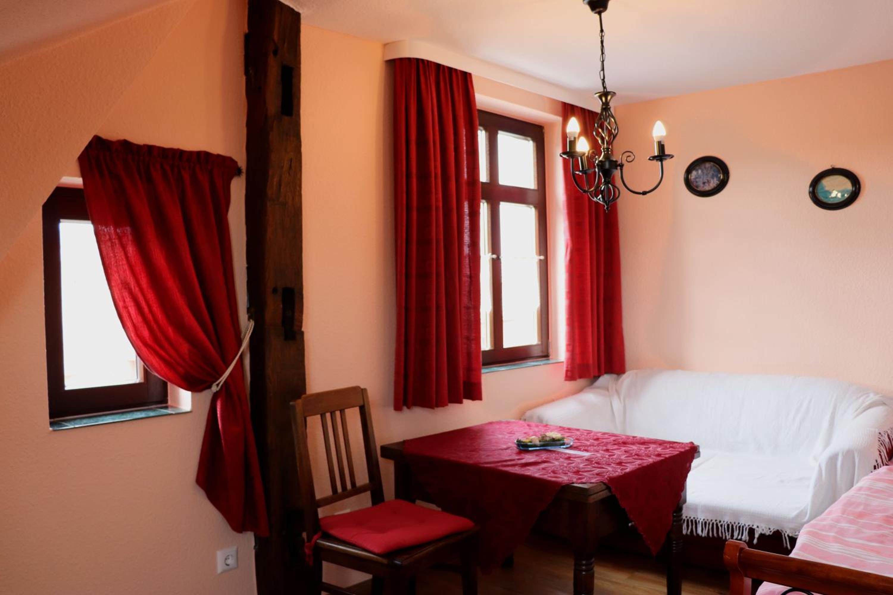 Standard Twin Room with Sofa photo 1