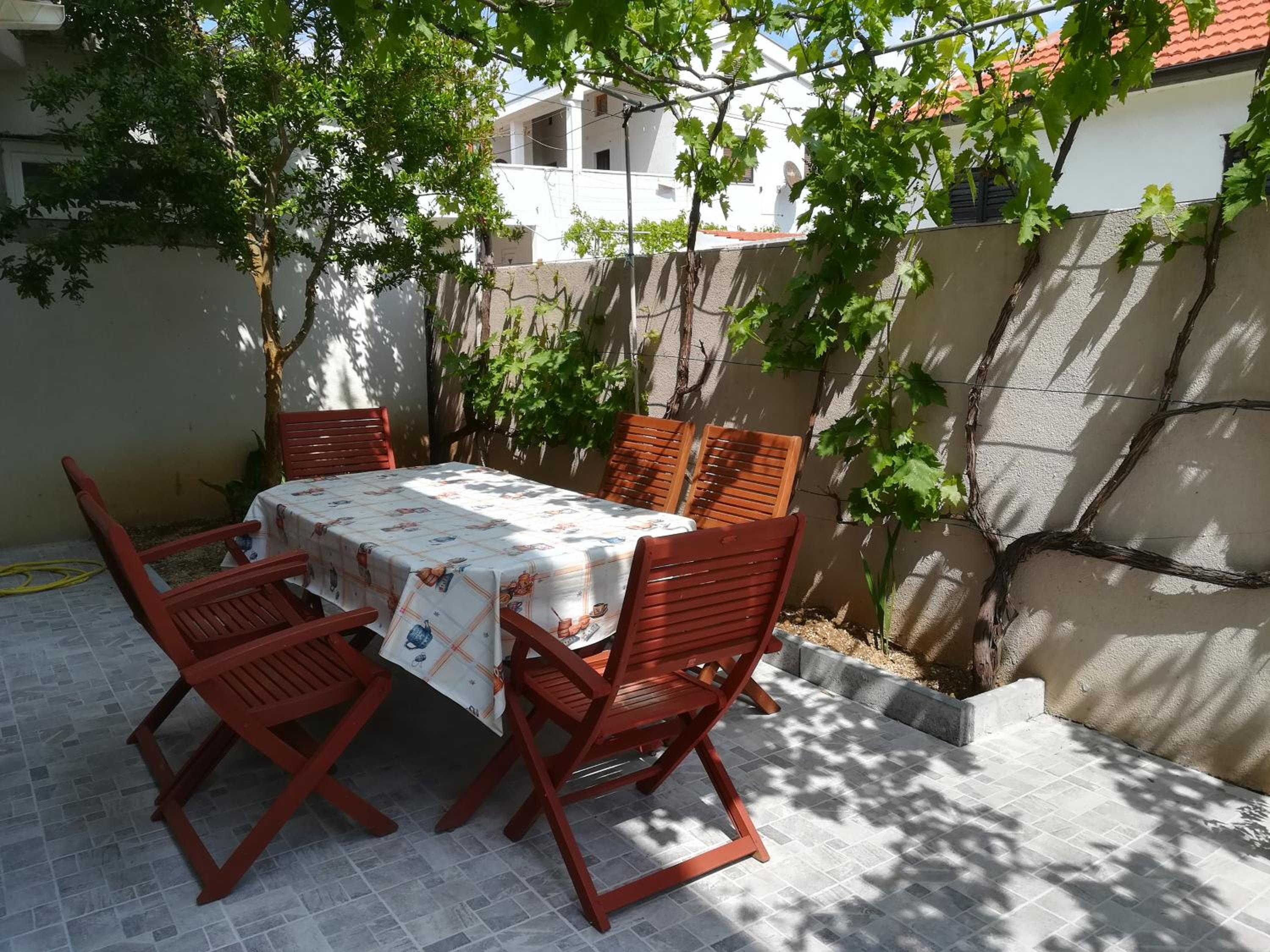 Apartment with Garden View photo 3