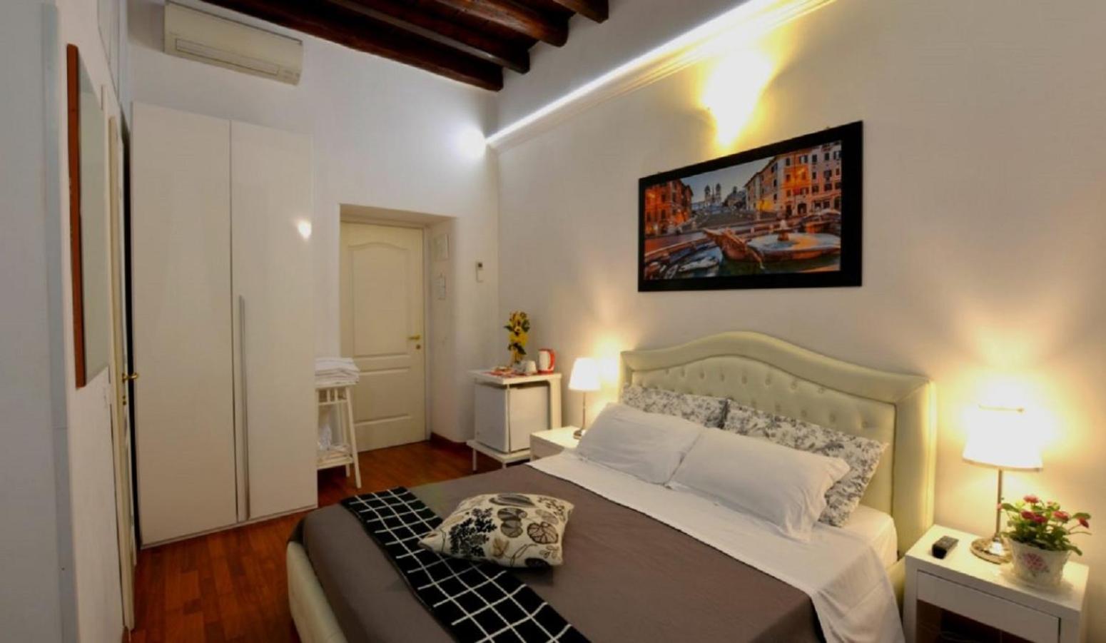 Double or Twin Room photo 2