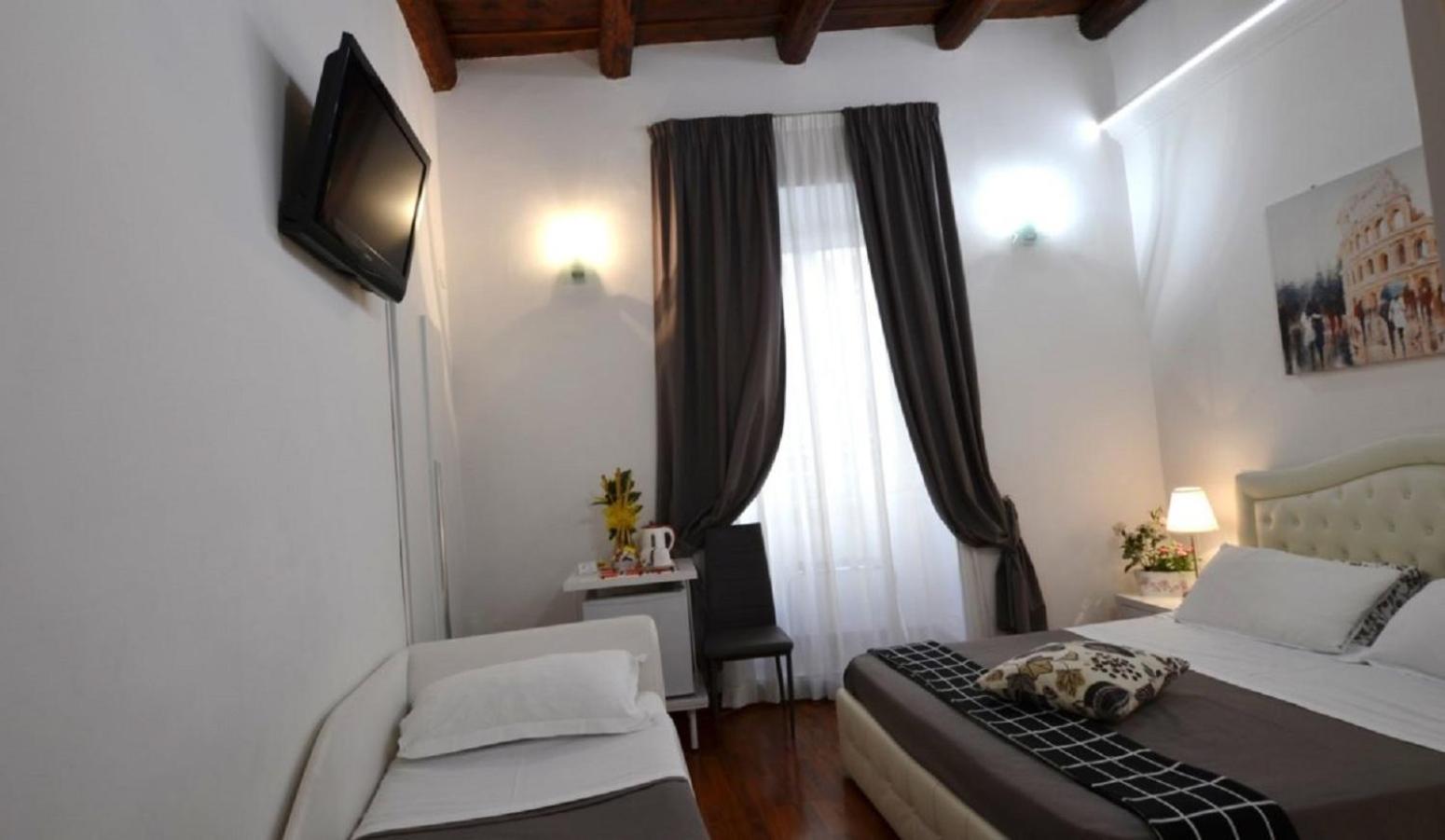 Triple Room photo 3