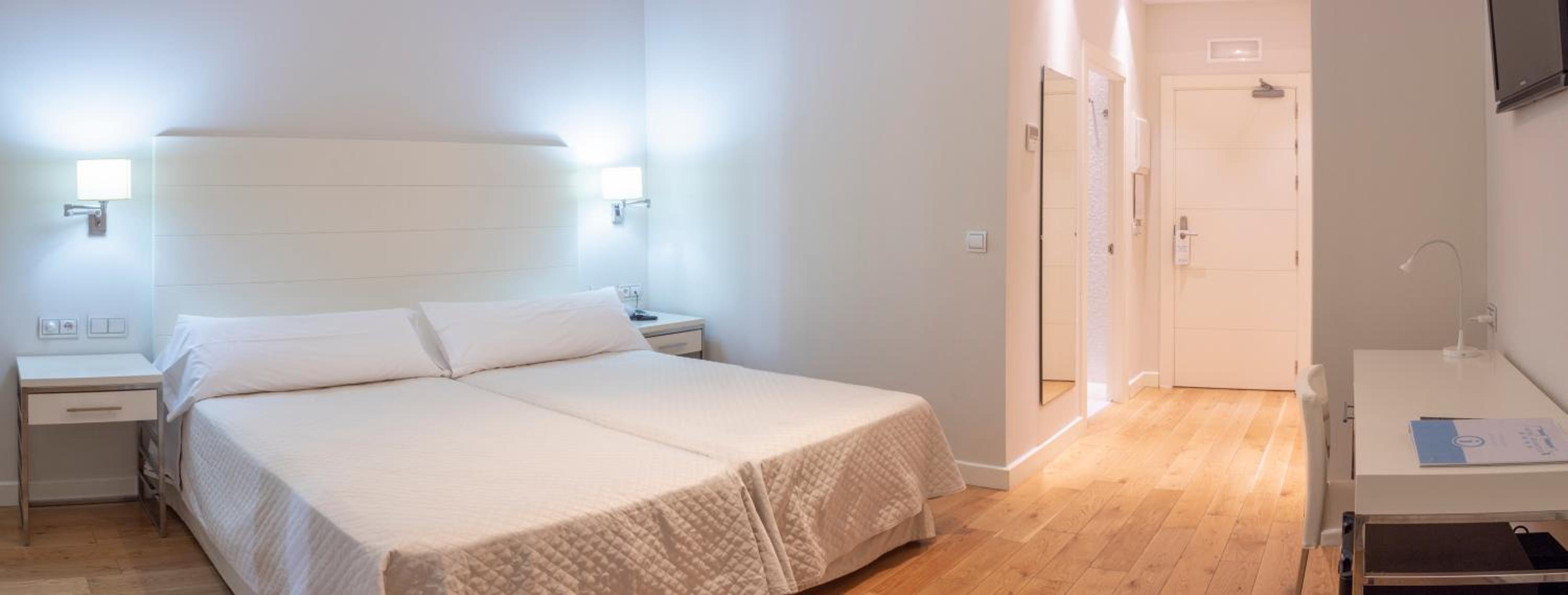 Habitación Doble Estándar o con Dos Camas Individuales.
