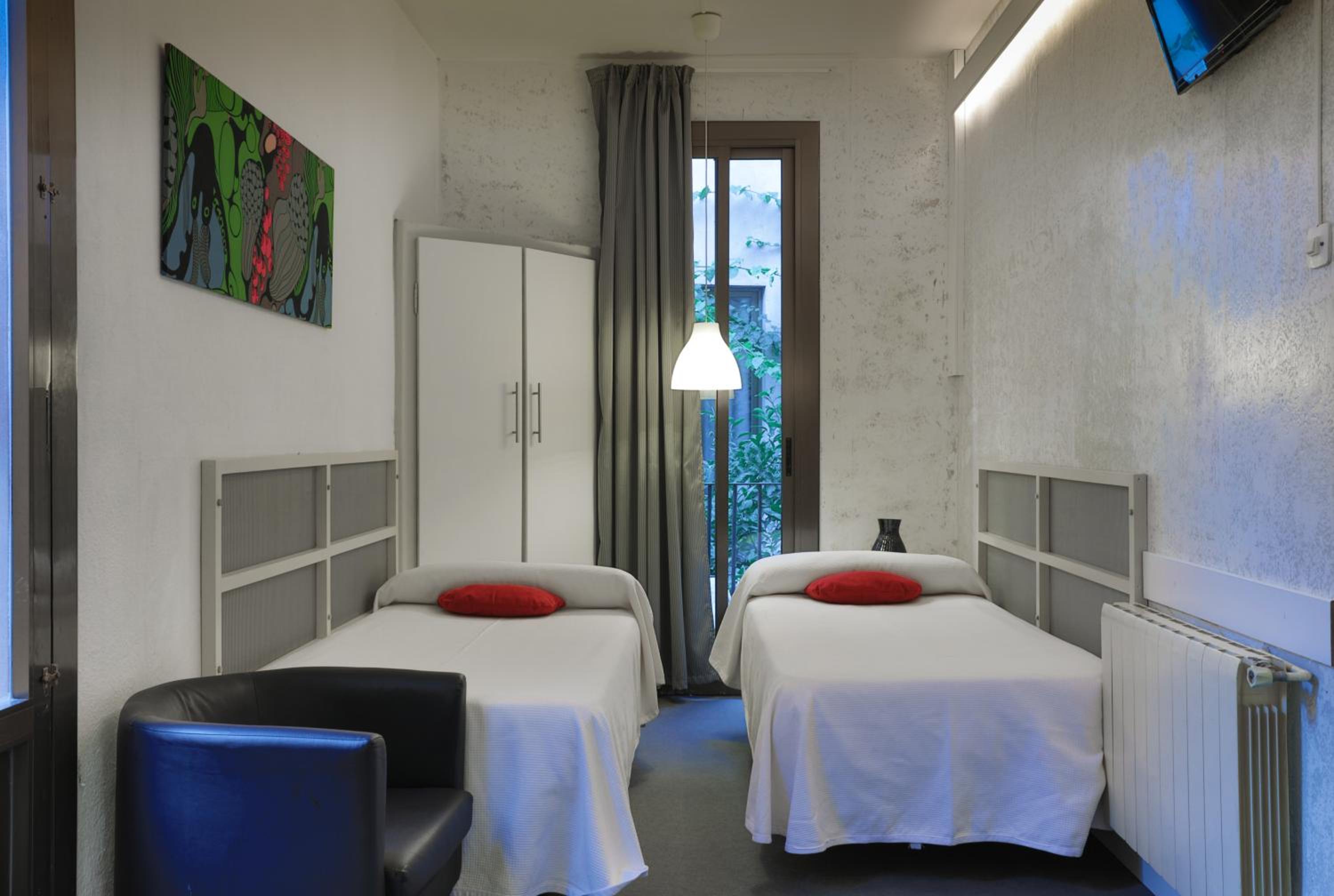 Triple Room with Terrace photo 2