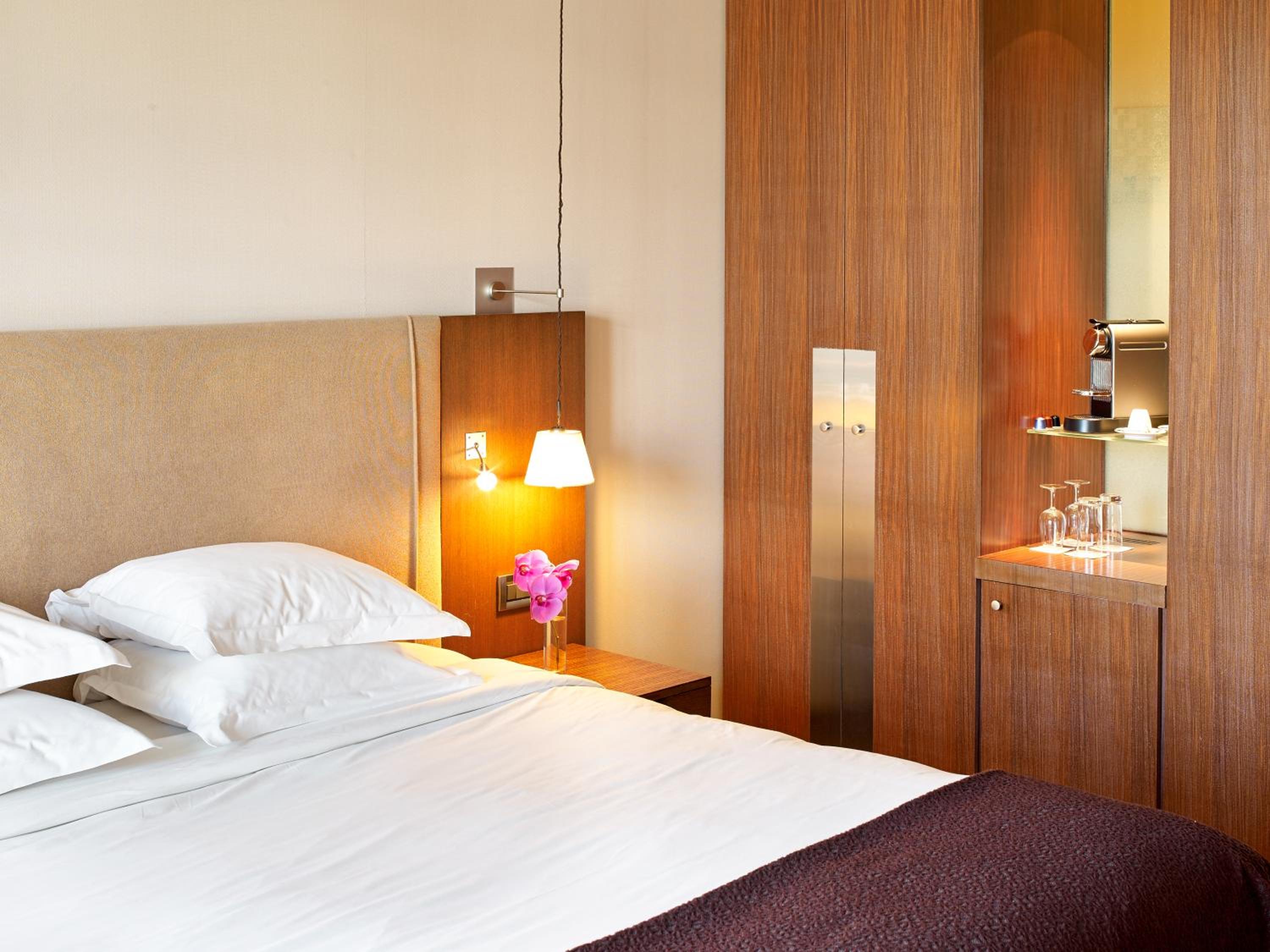 Chambre Prestige - Balcon - Arc De Triomphe