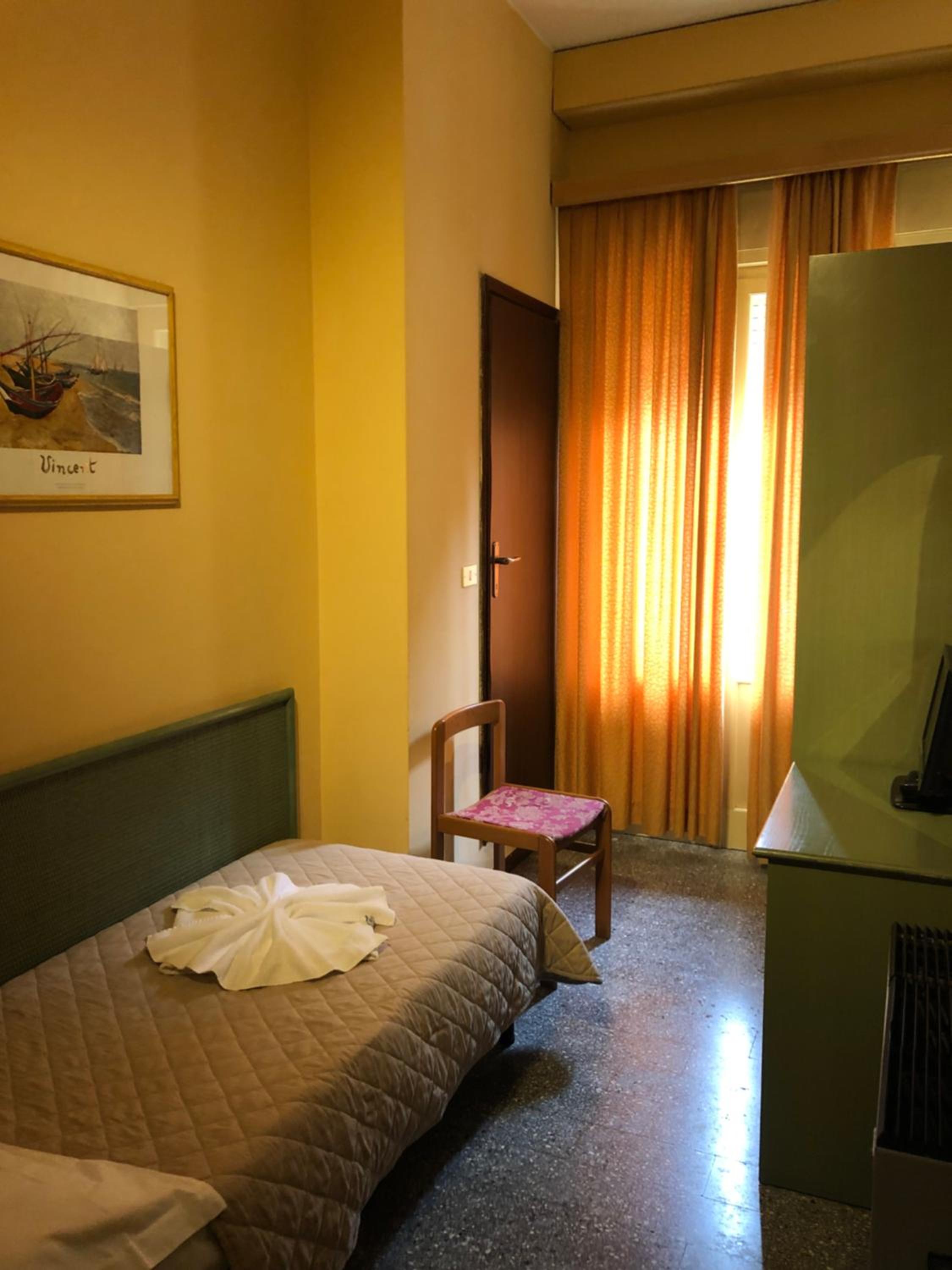Single Room with Balcony photo 1