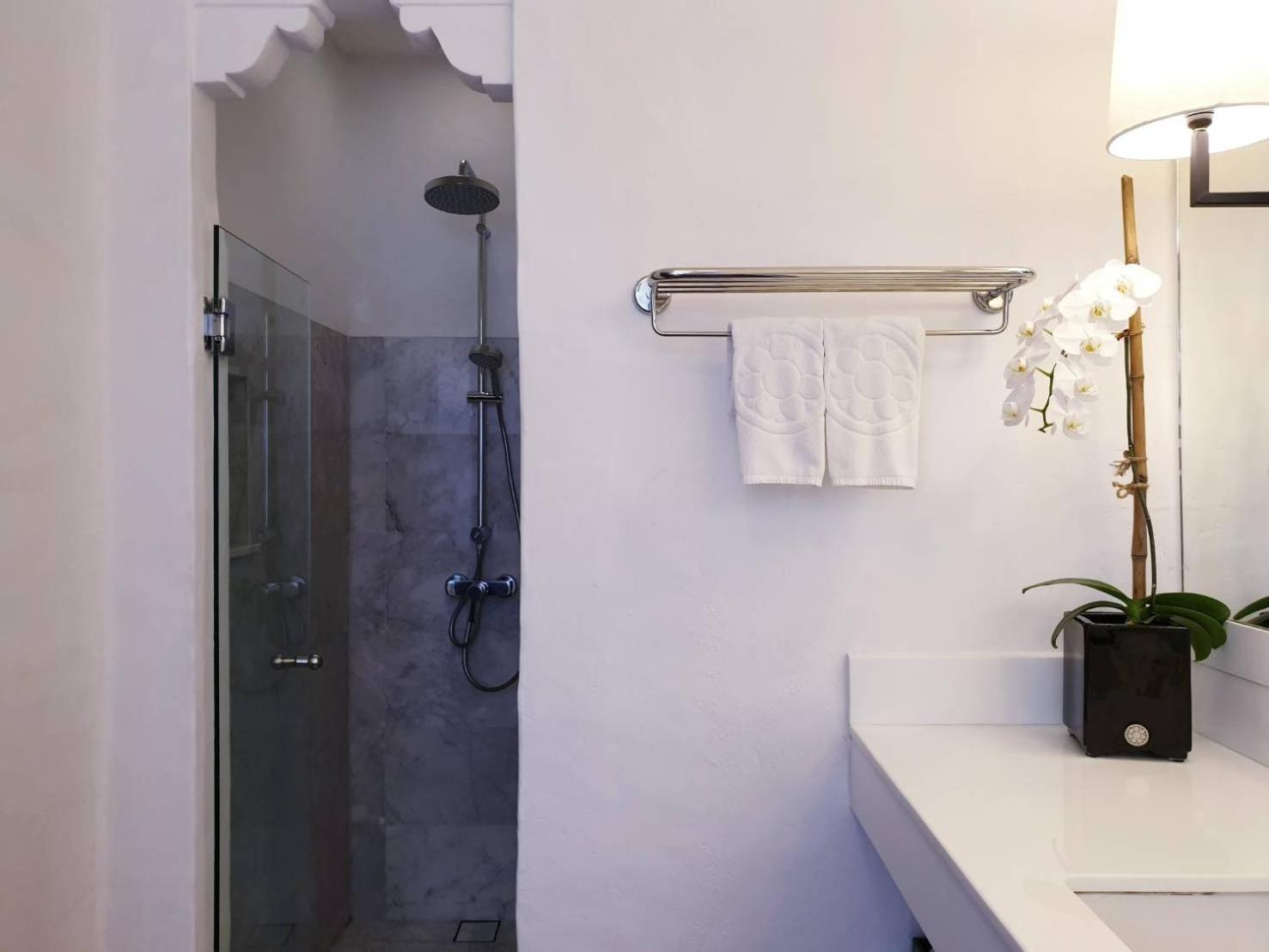 Superior Double or Twin Room - Above 12 Years Old Only - Photo 7