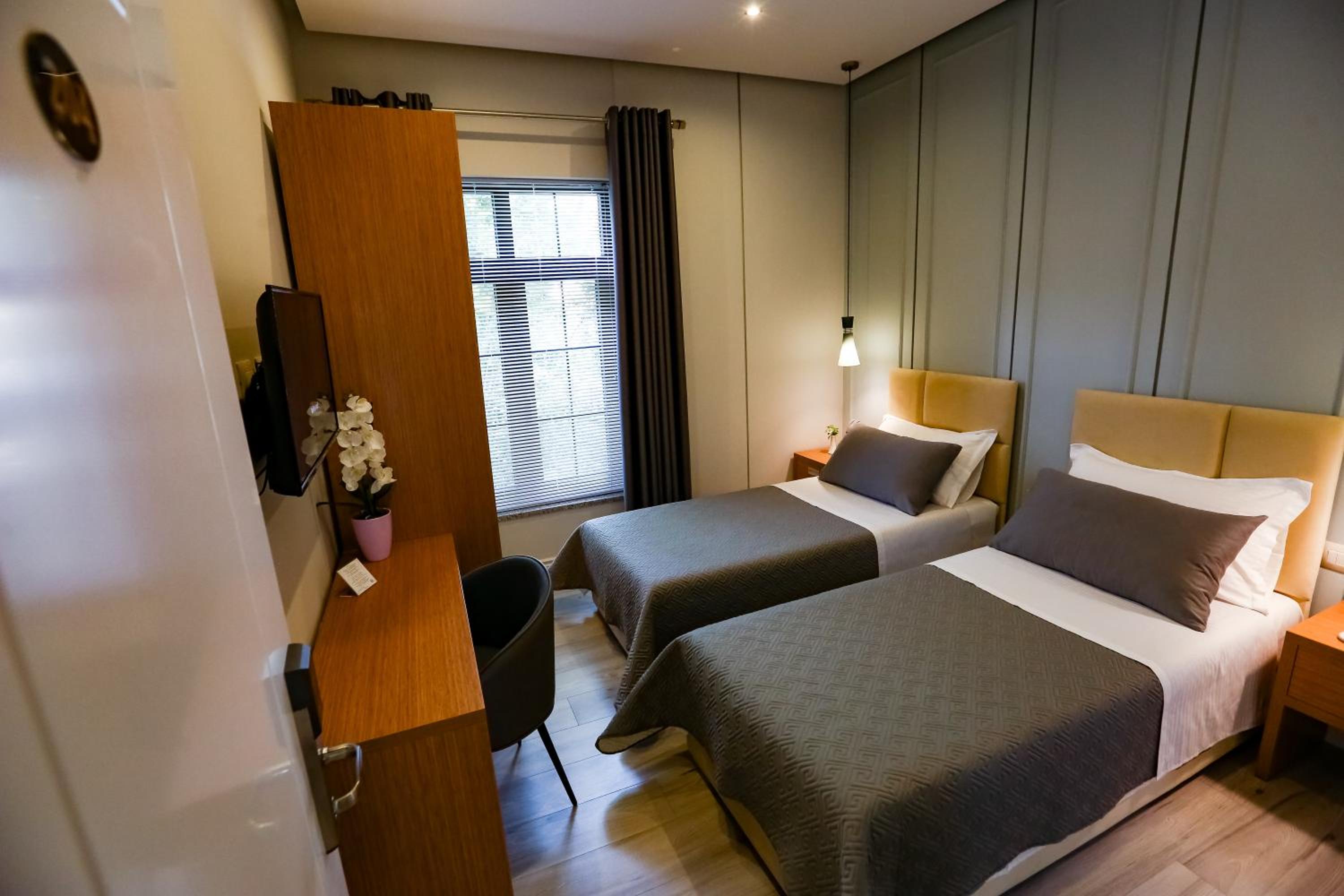 Standard Single Room
