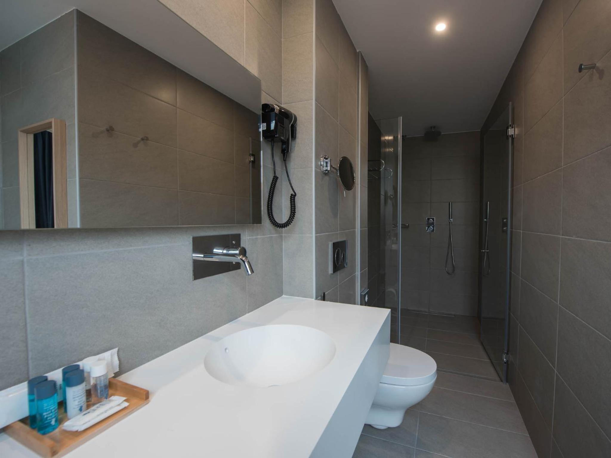 Deluxe Double Room - Photo 4