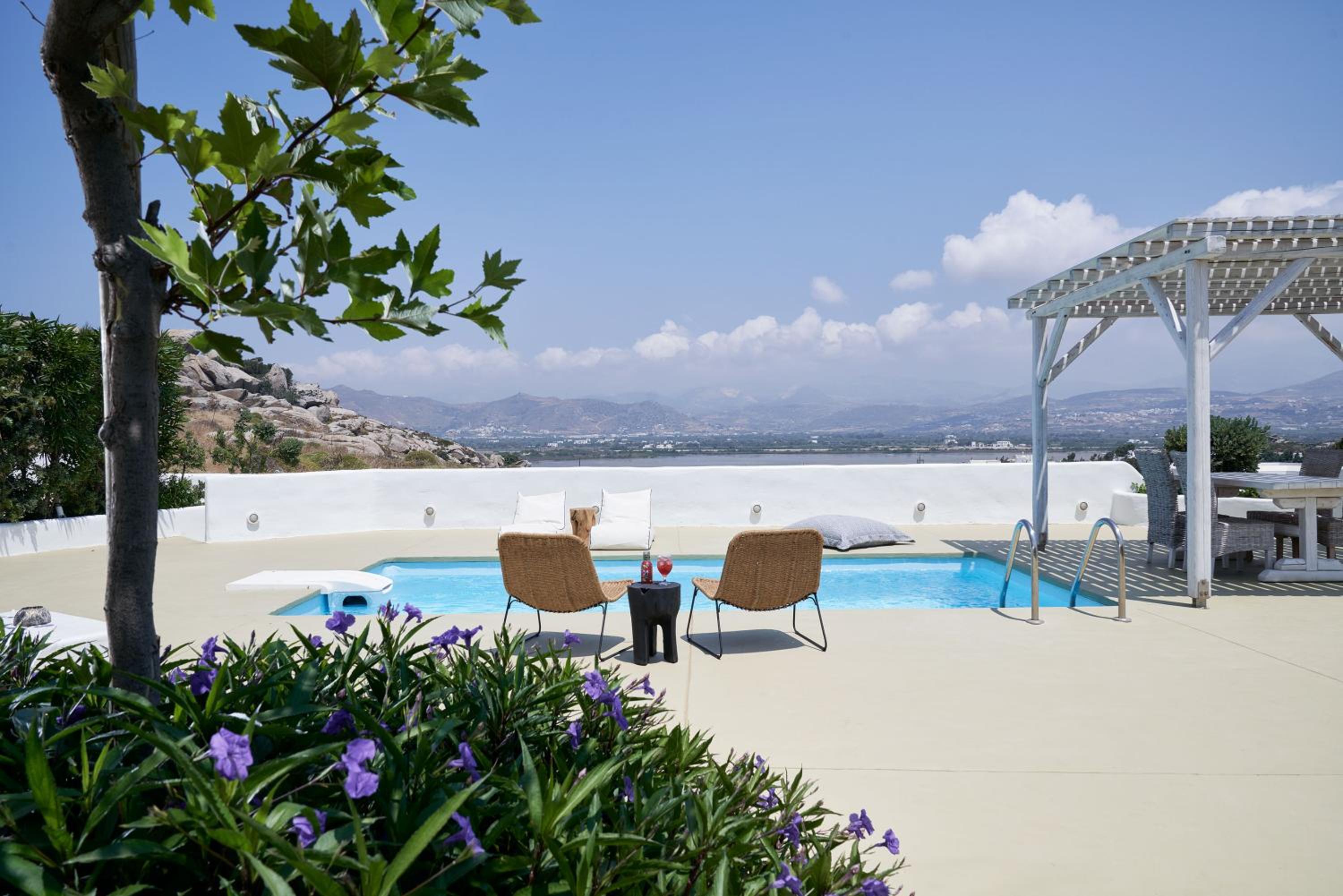 Spa Suite Lake View with Private Pool and Steam Bath photo 3