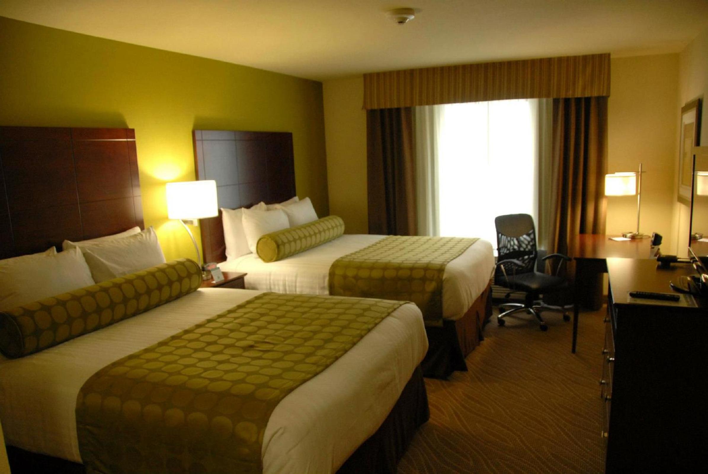 Queen Room With Two Queen Beds