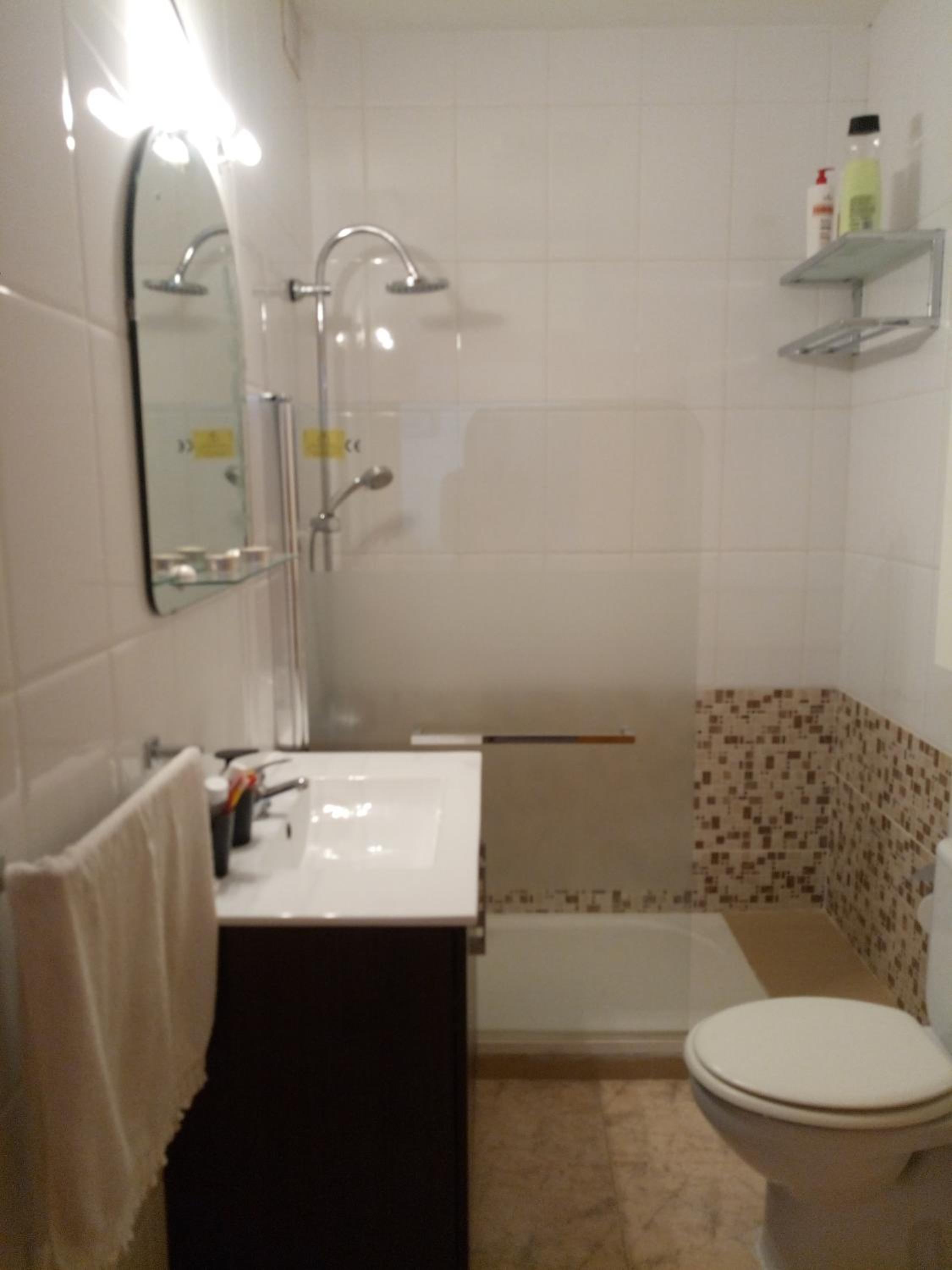 One-Bedroom Apartment - Photo 27