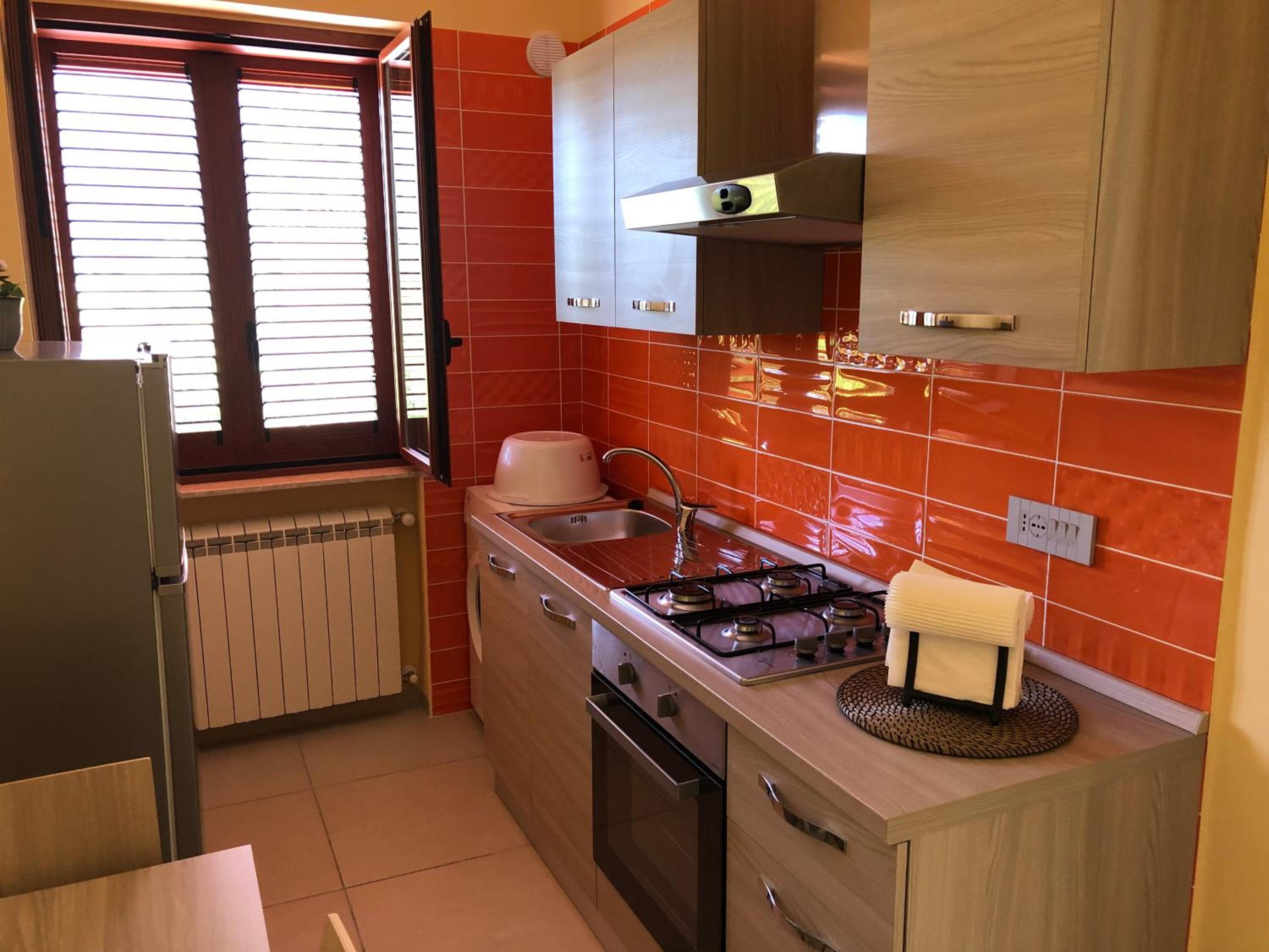 One-Bedroom House - Photo 4