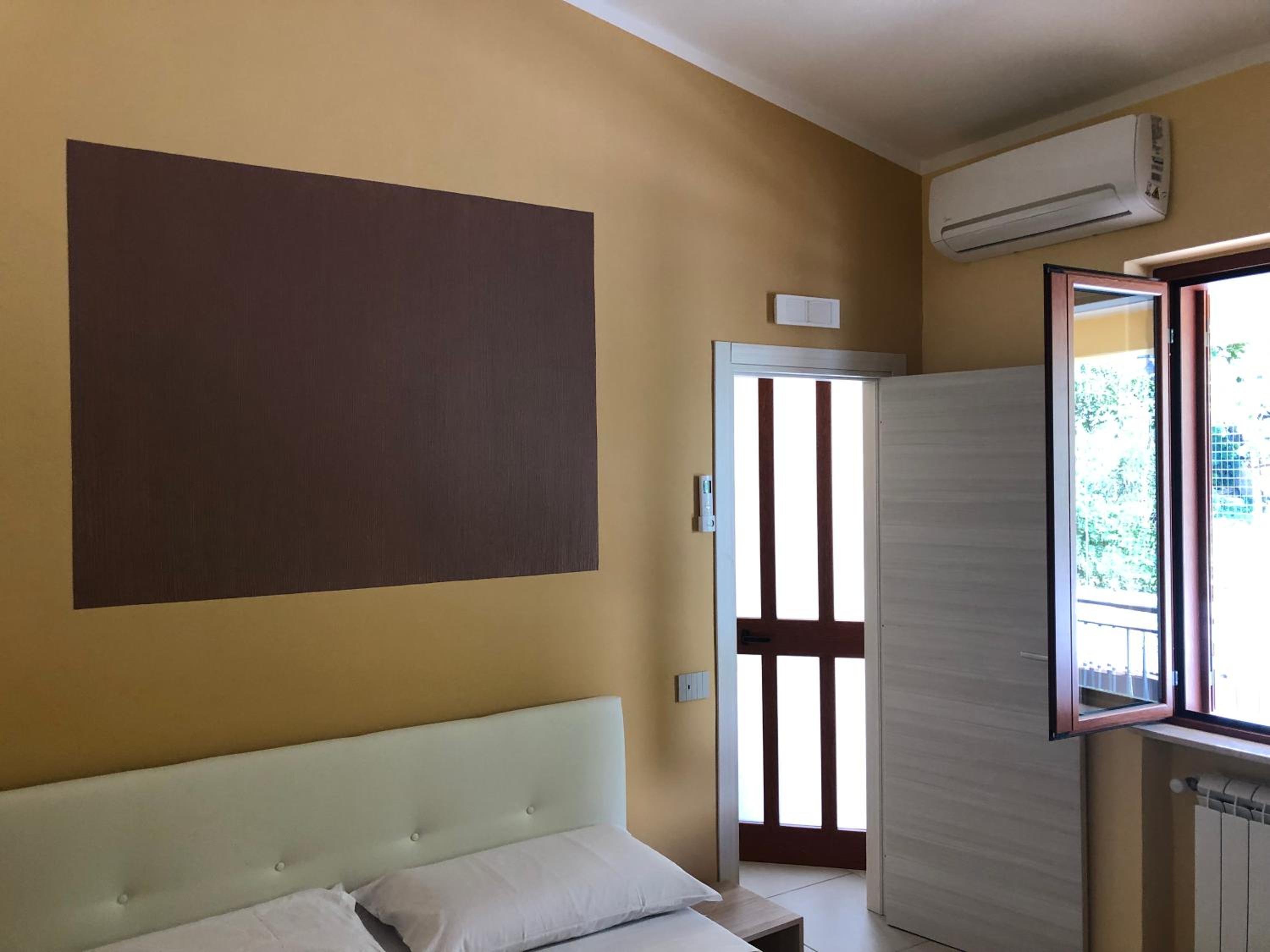 One-Bedroom House photo 3