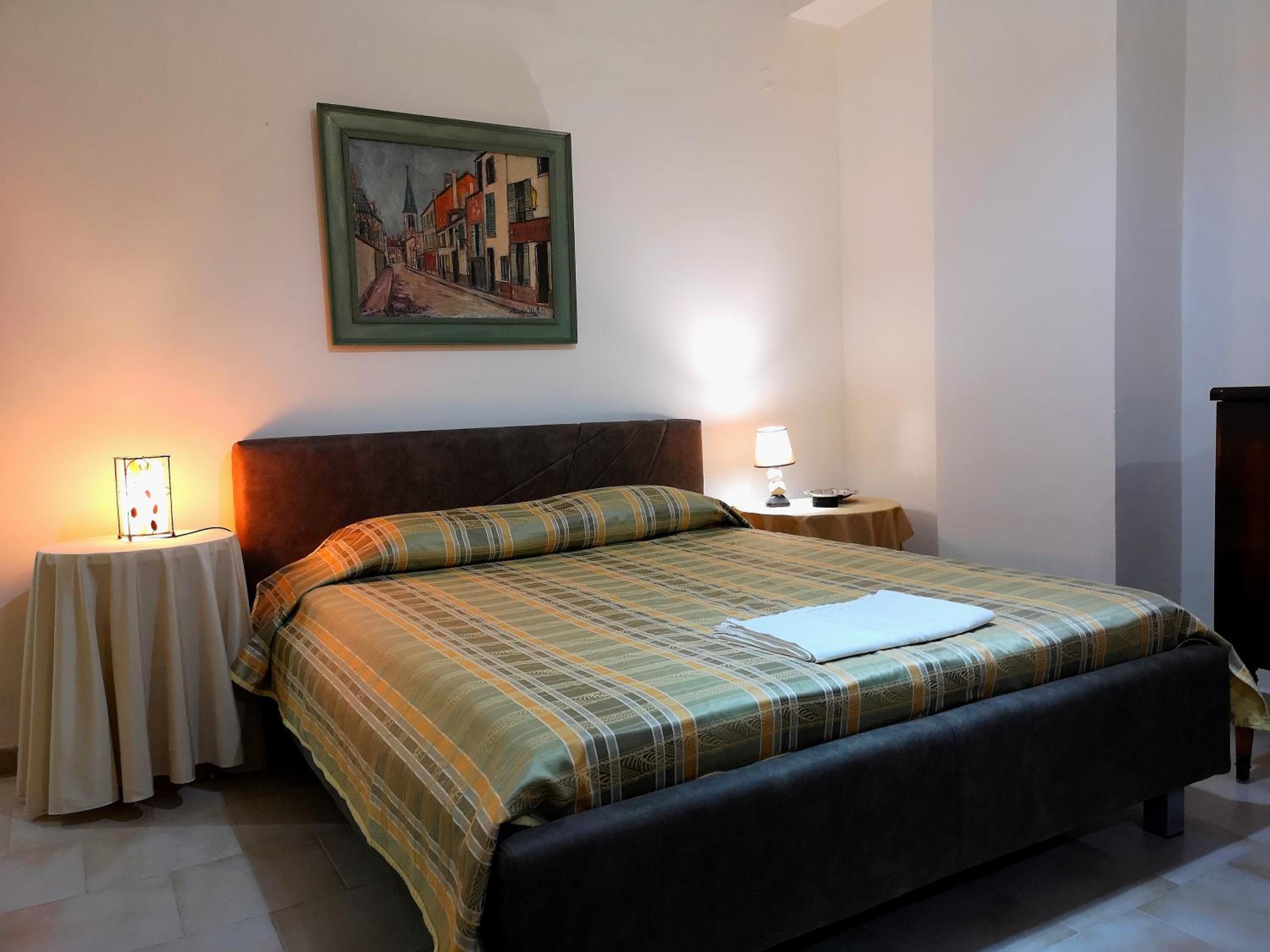Apartment - Photo 2