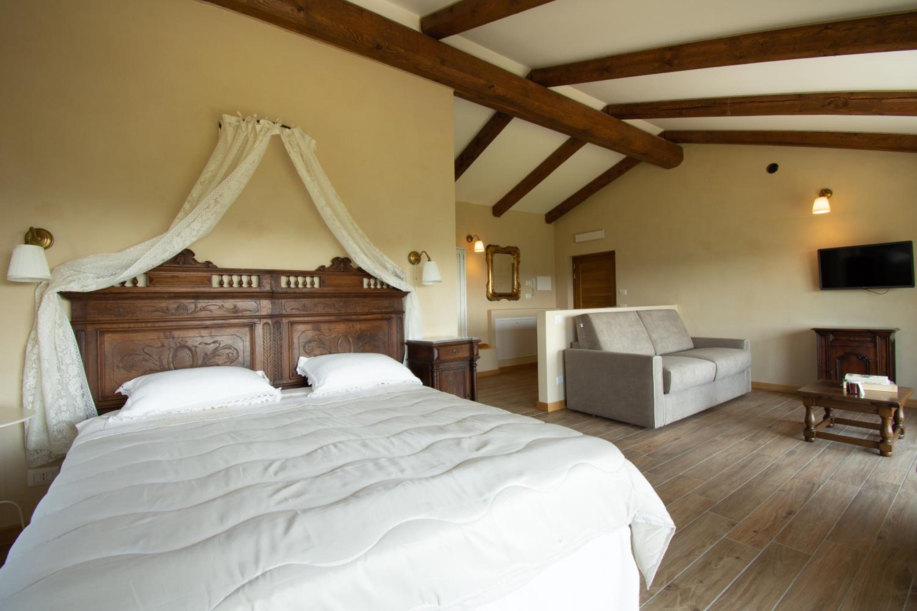 Suite photo 1