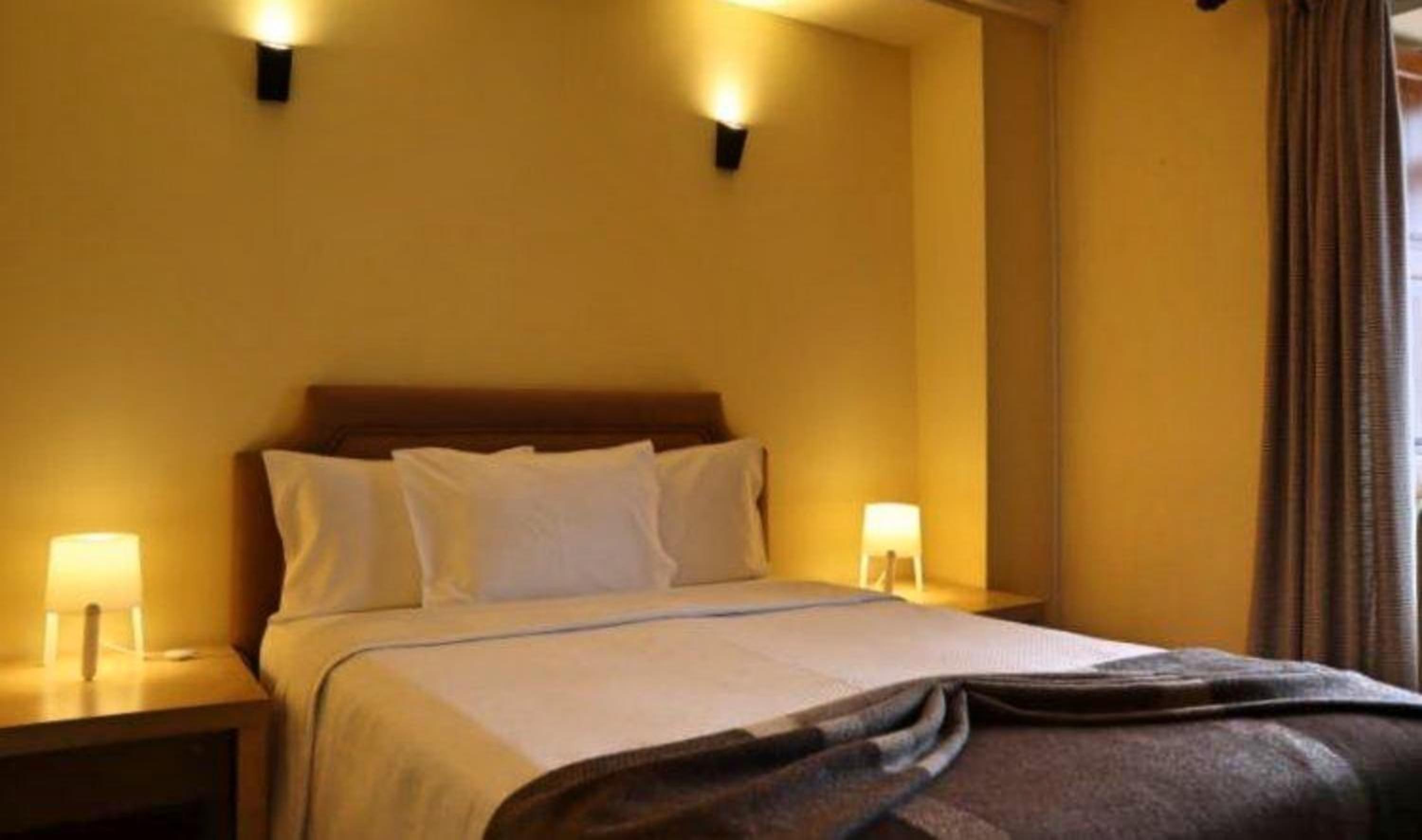 Double Room - Photo 4