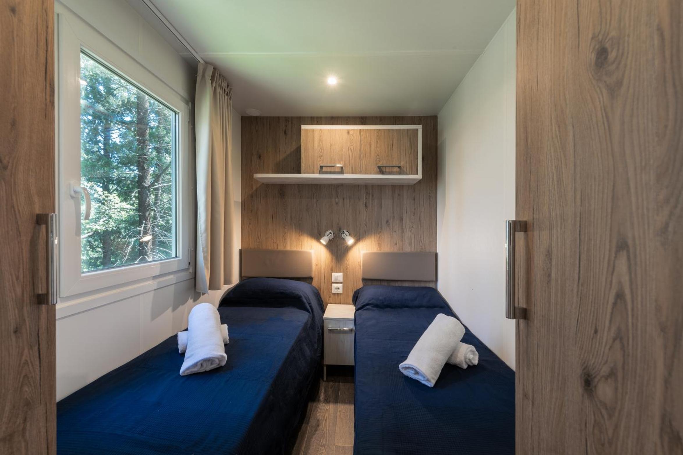 Mobile Home Plus photo 3