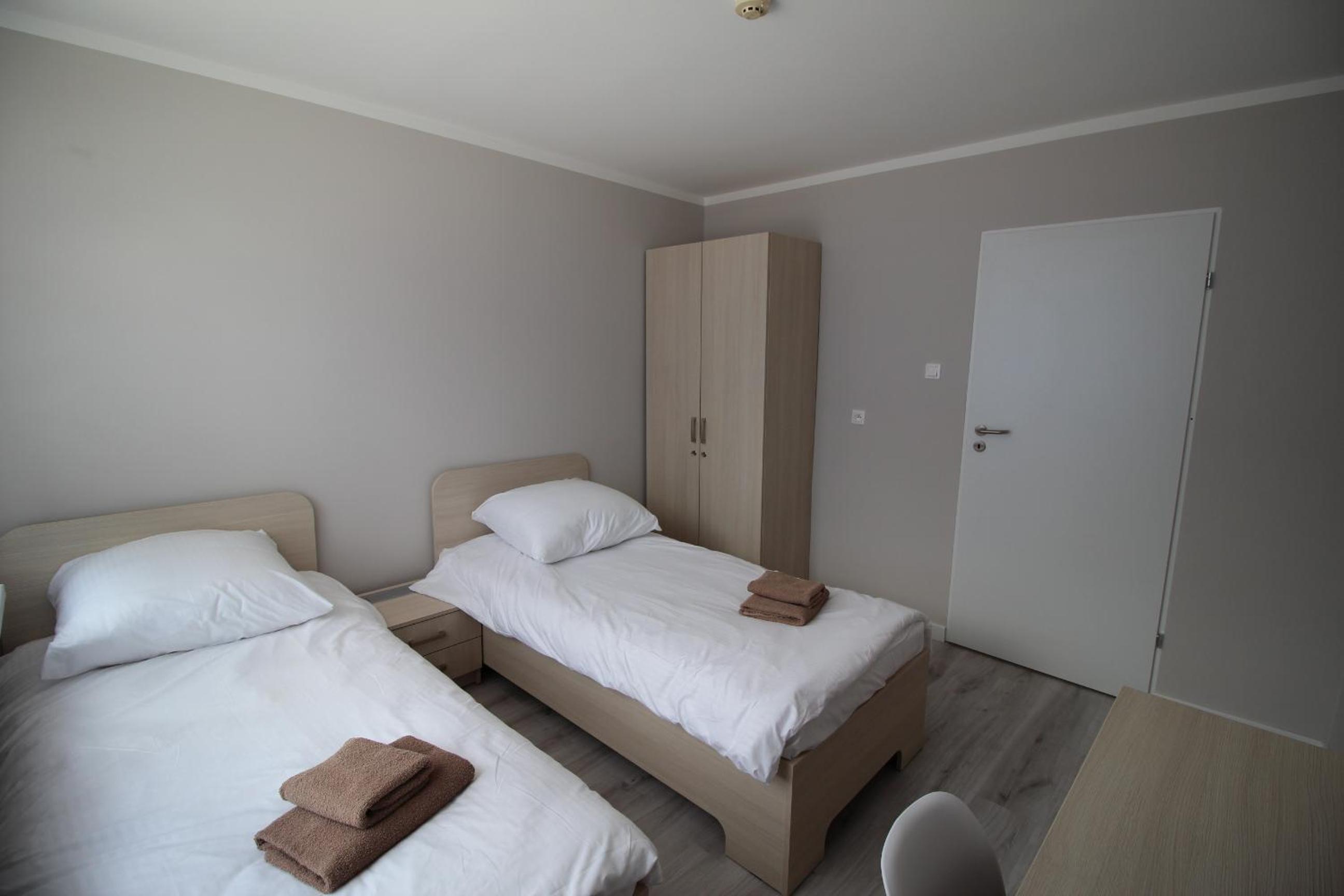 Deluxe Quadruple Room - Photo 6