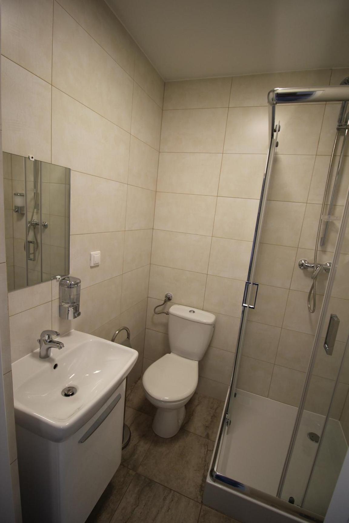 Deluxe Quadruple Room - Photo 5
