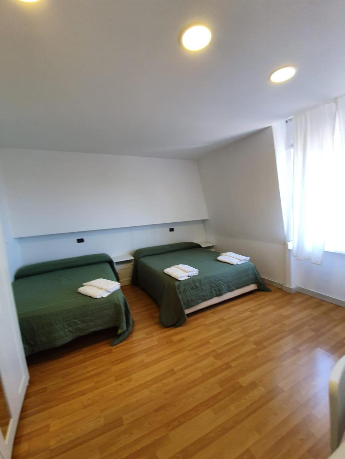 Triple Room - Photo 4