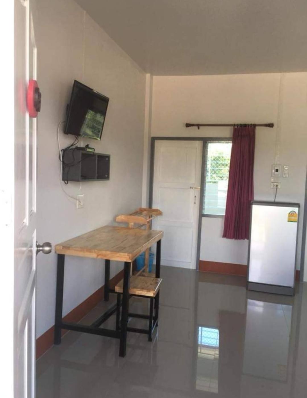 Apartment with Terrace - Photo 24