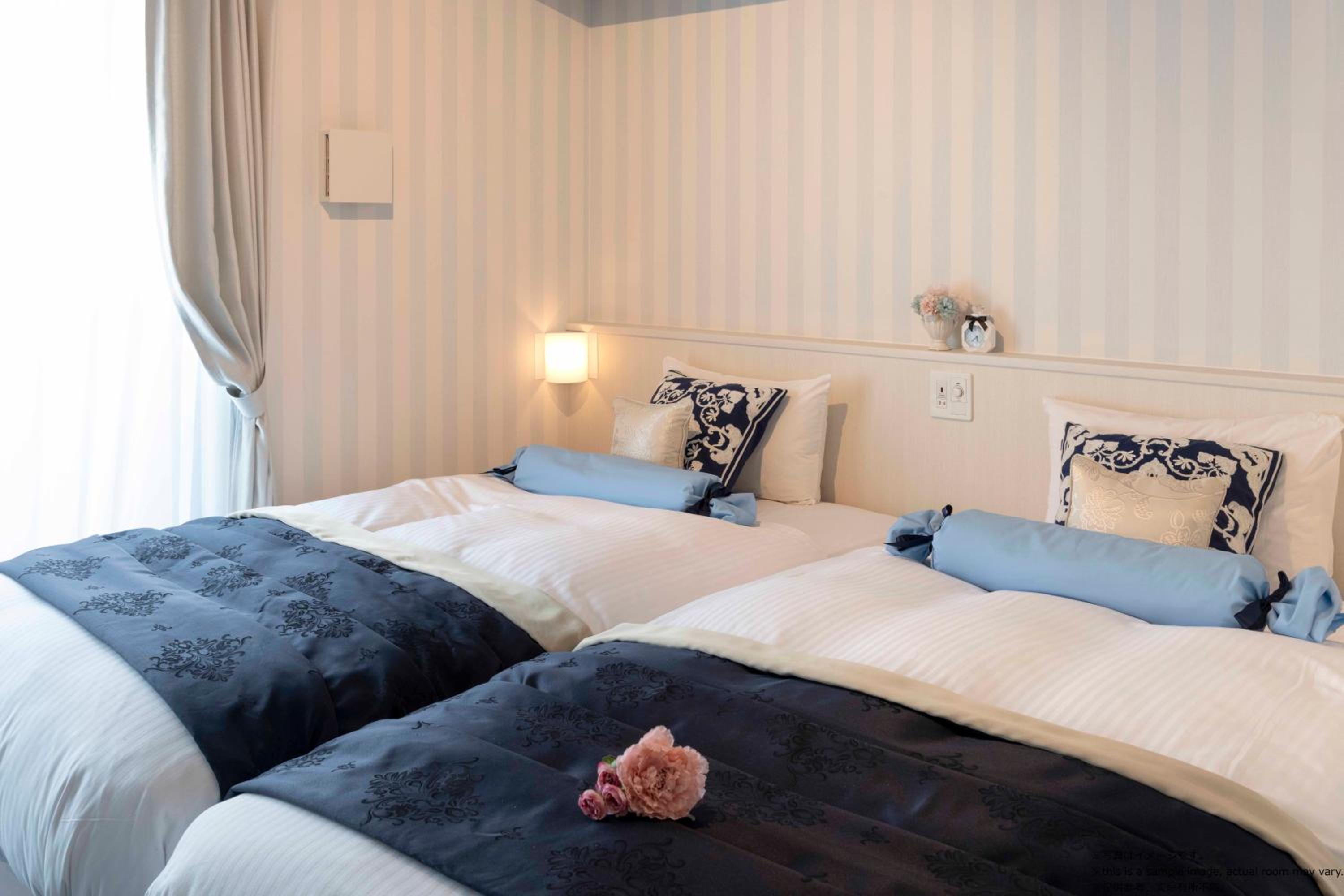 Superior Twin Room - Photo 12