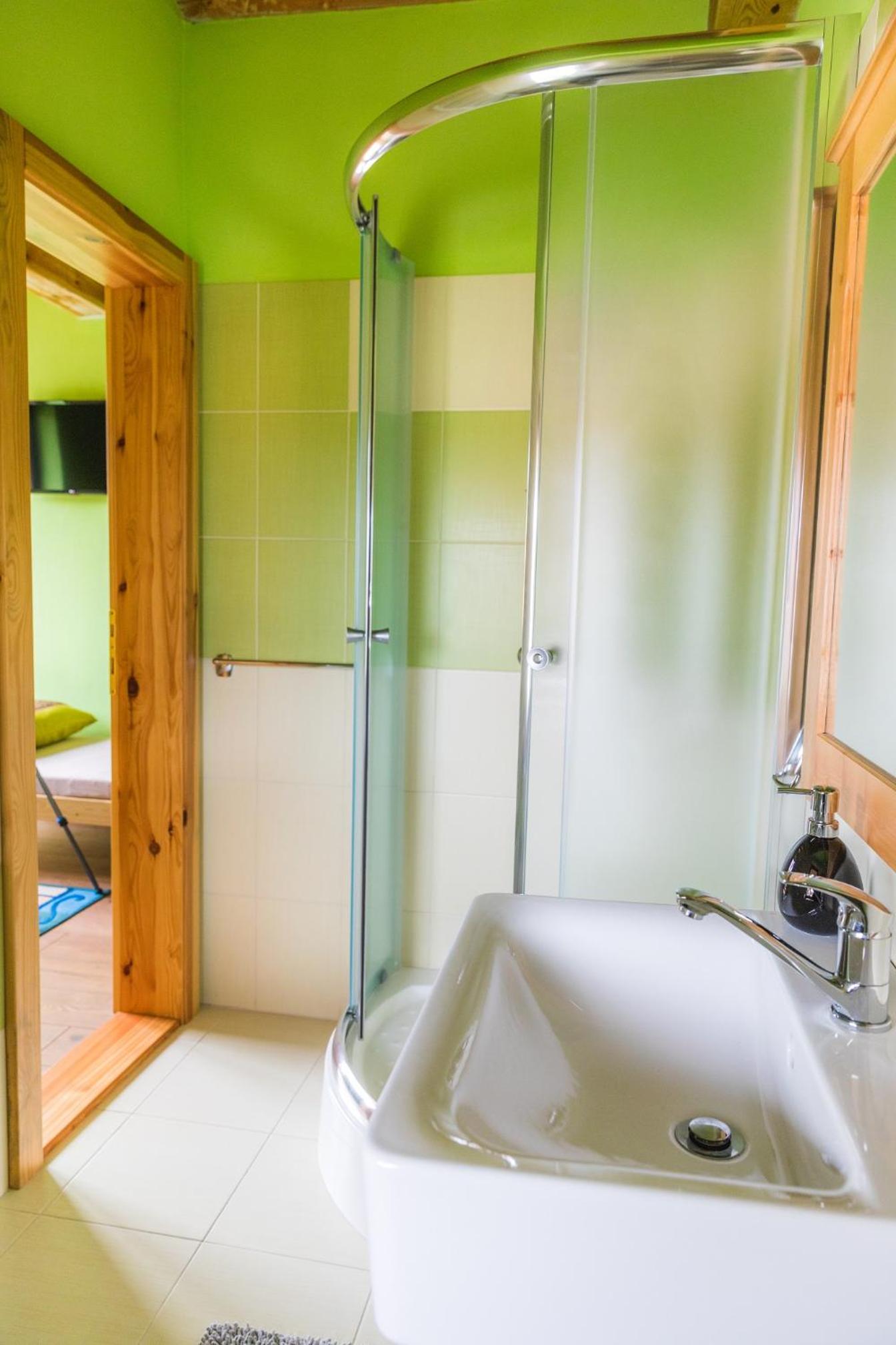 Standard Twin Room with Mountain View photo 3