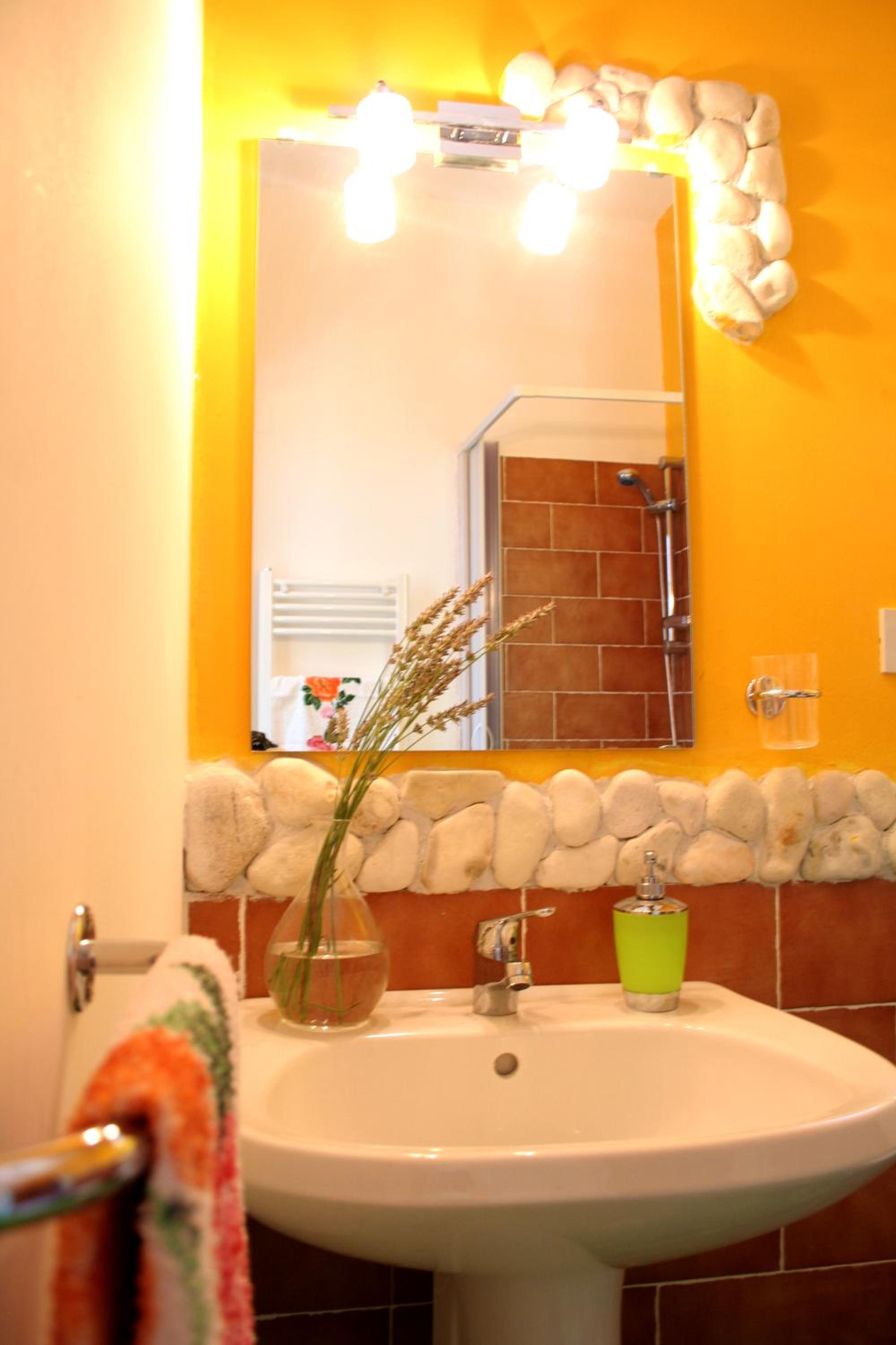 Double Room with Terrace - Photo 4