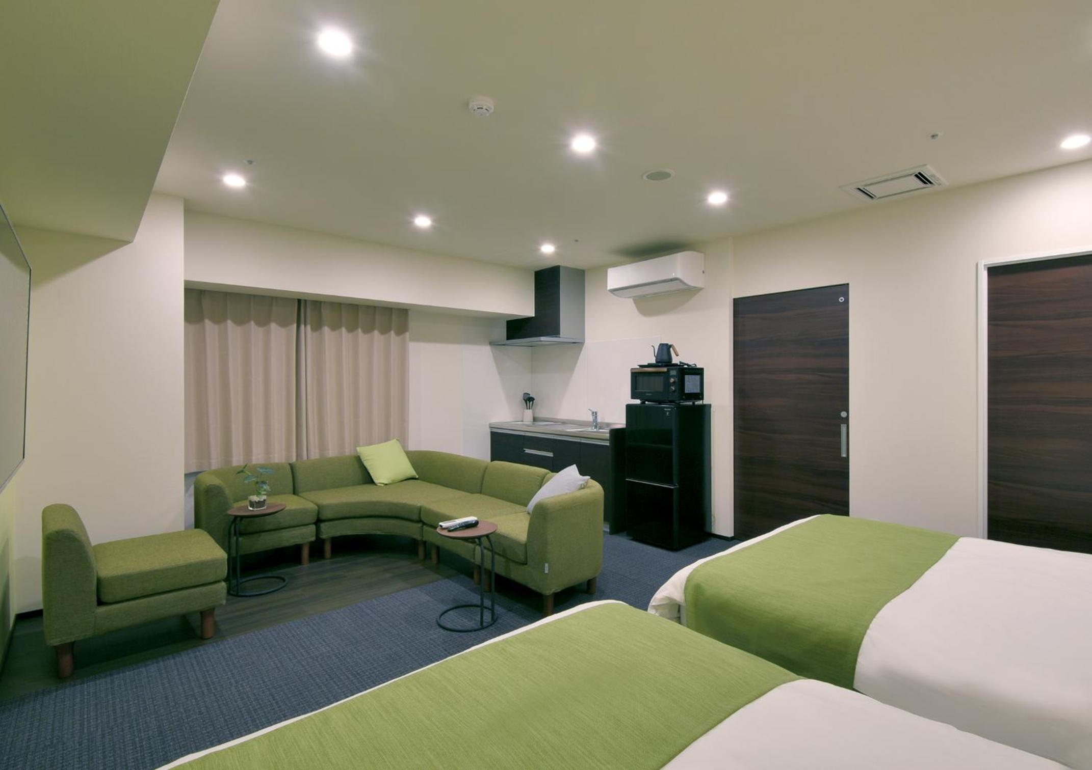 Suite with Spa Bath - Photo 29