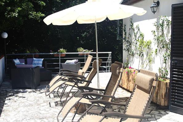 Double Room with Terrace - Photo 2