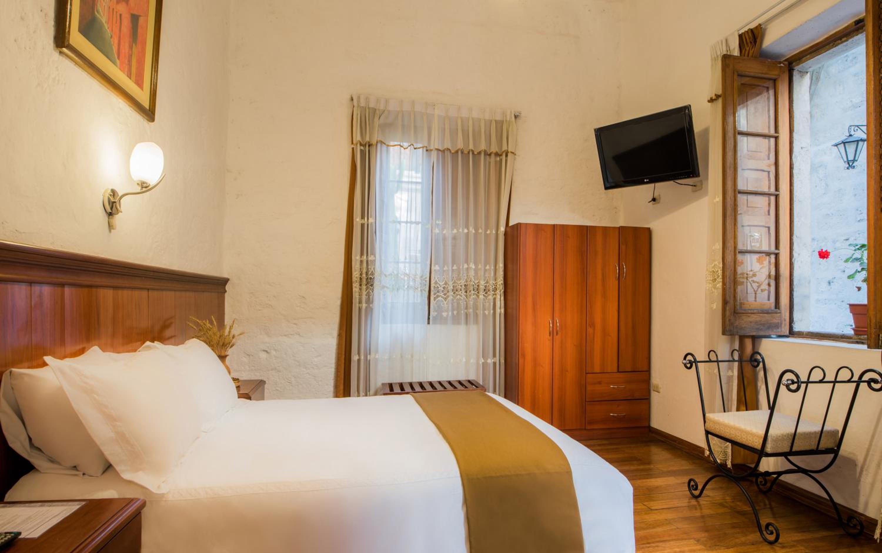 Single Room photo 2