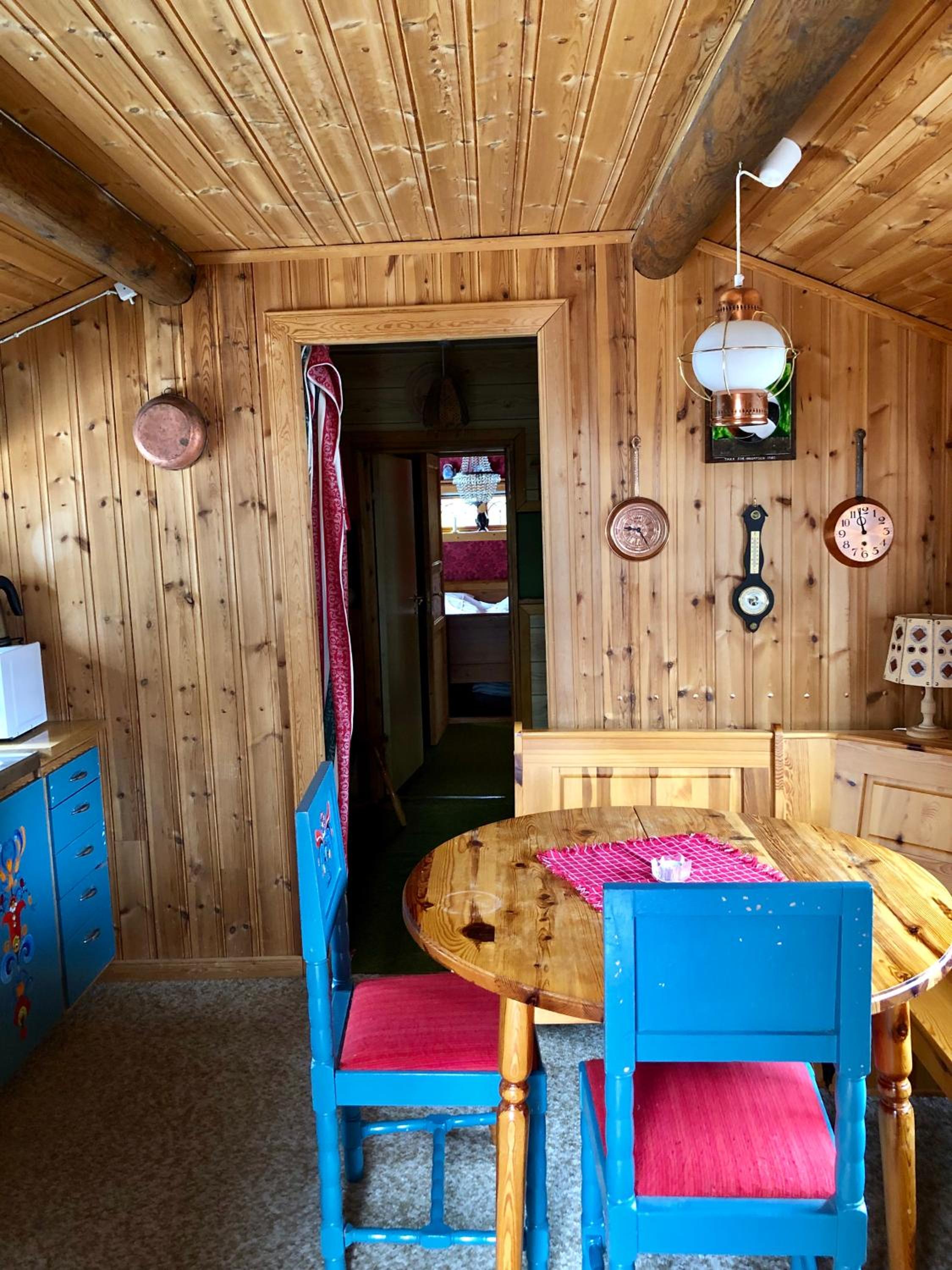 Two-Bedroom House - Photo 3
