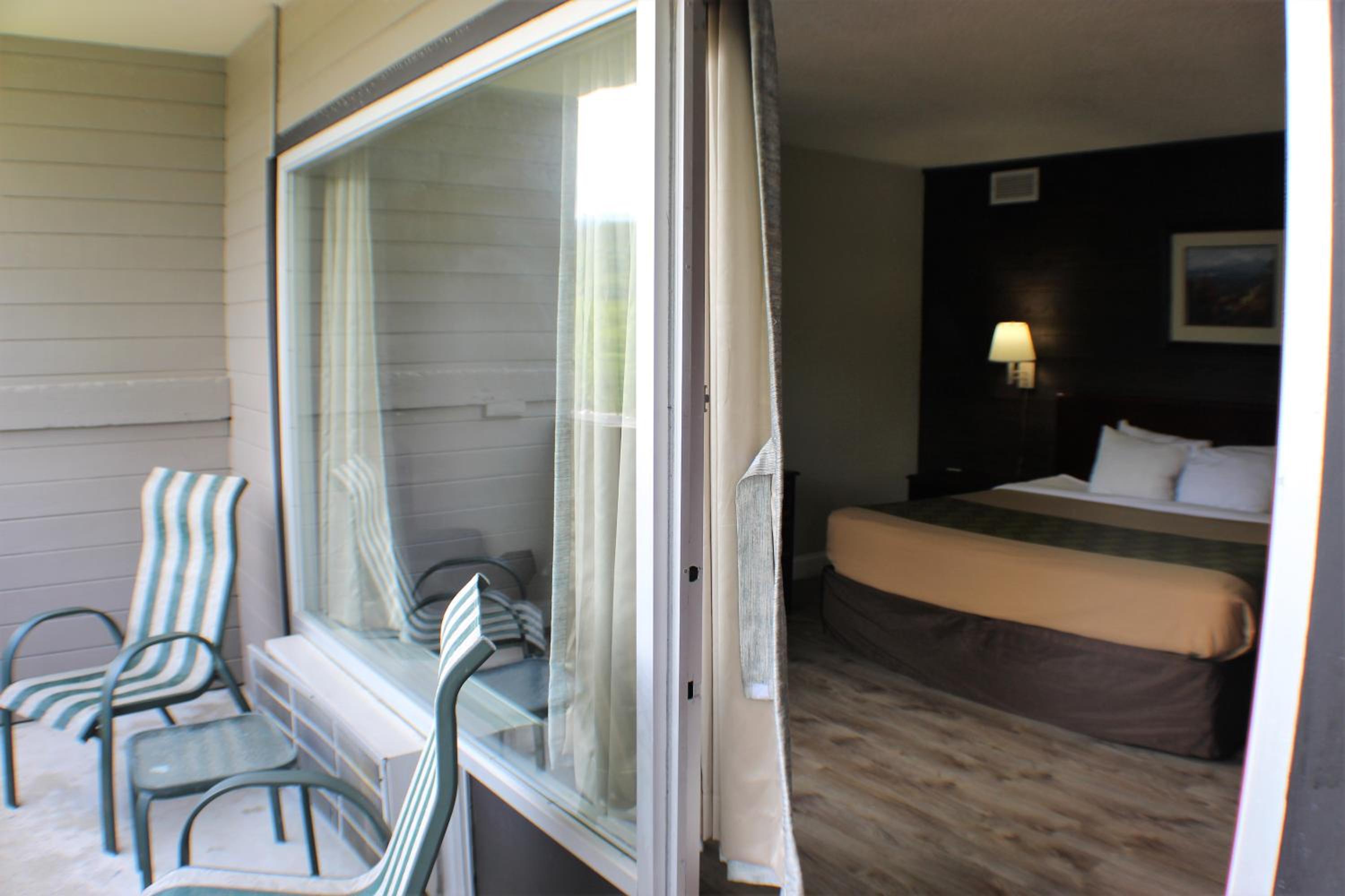 King Room with Mountain View - Photo 1