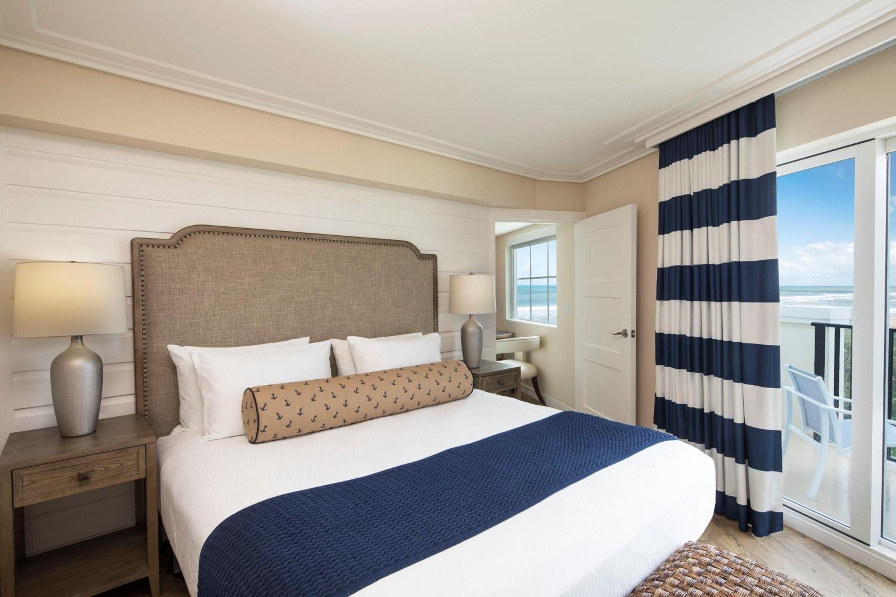 King Room with Pool View