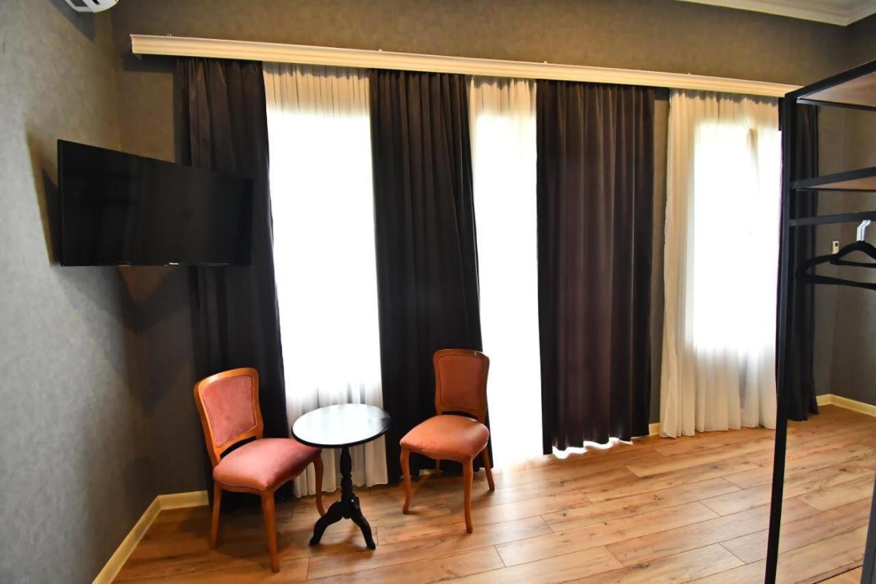 Deluxe Double or Twin Room with Balcony photo 3