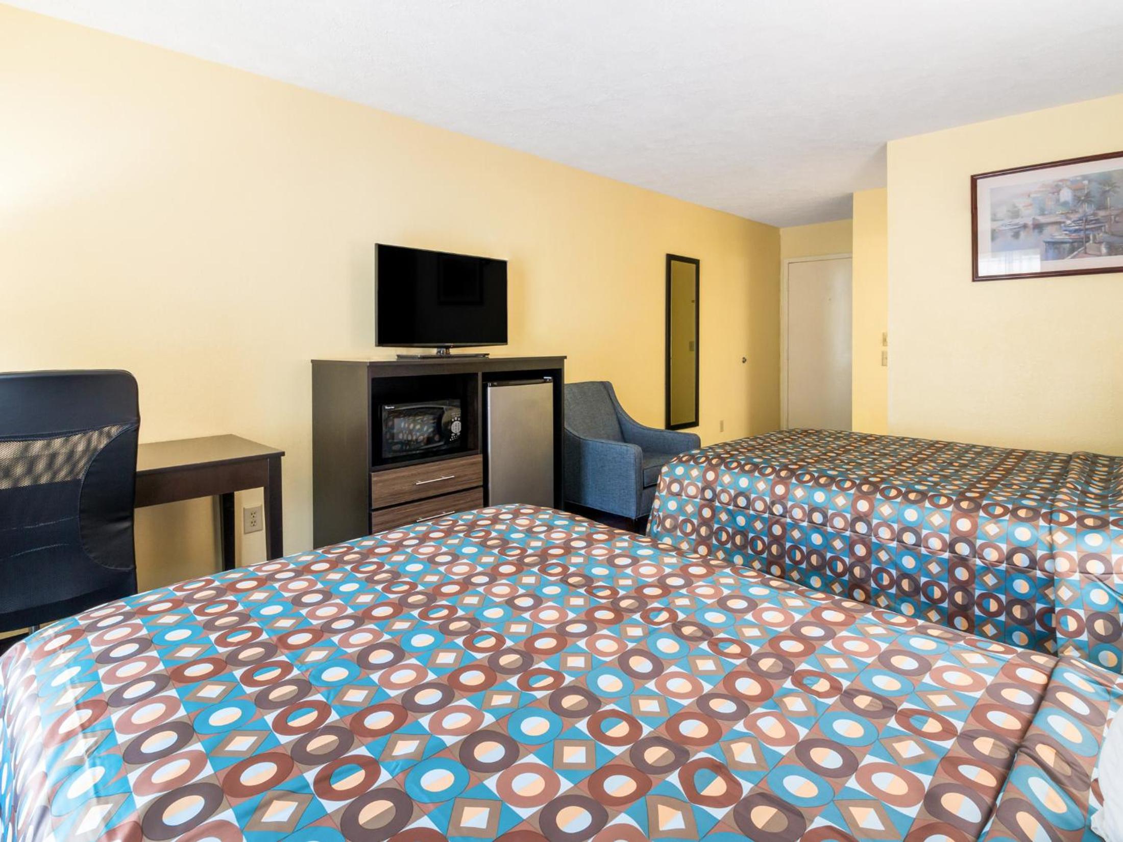 Double Room with Two Double Beds photo 1