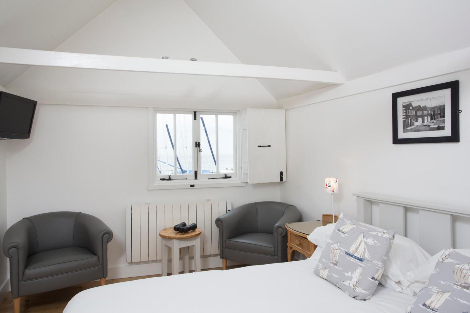 Family Room with Sea View photo 2